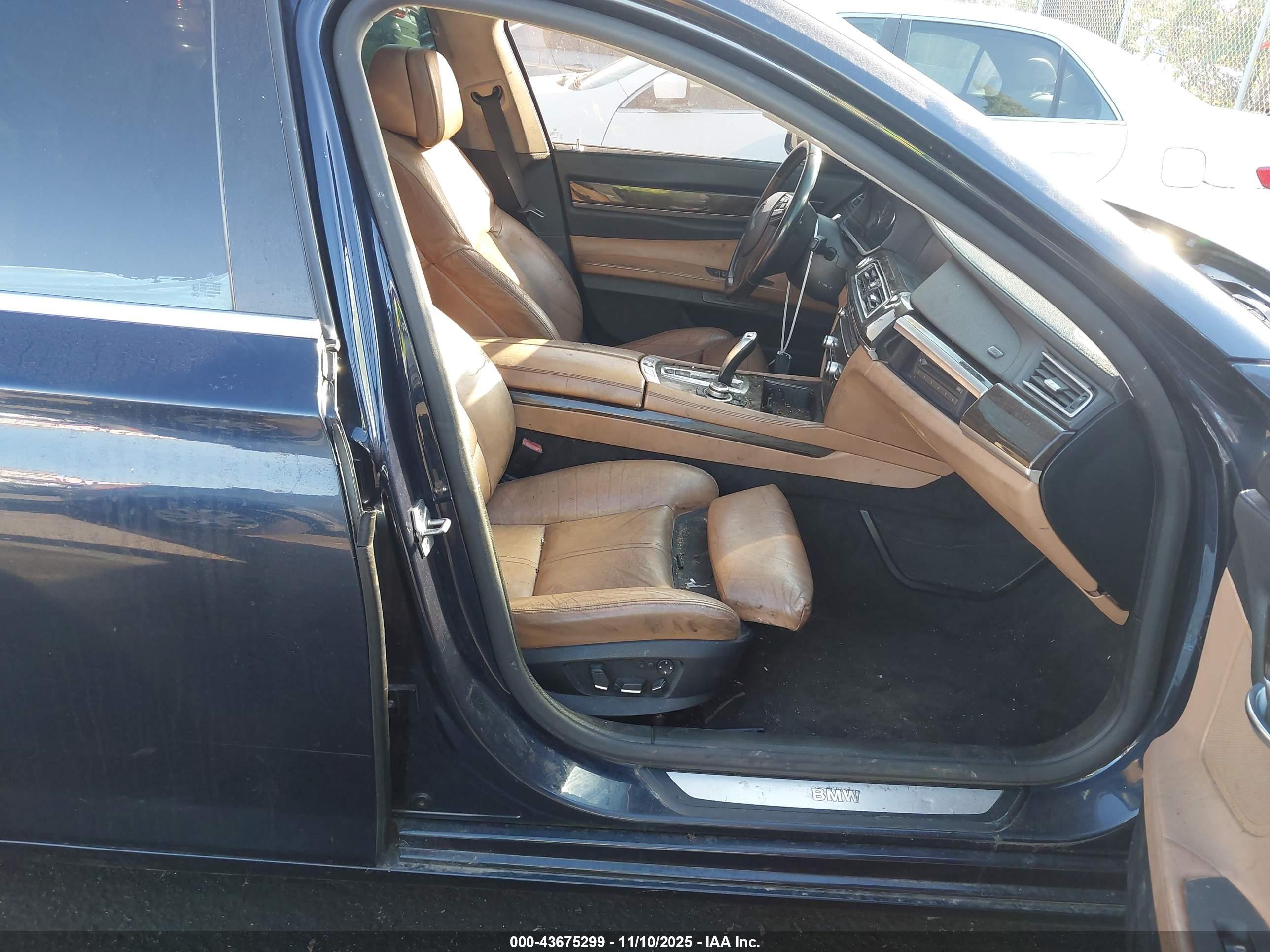 BMW 750LI image 5