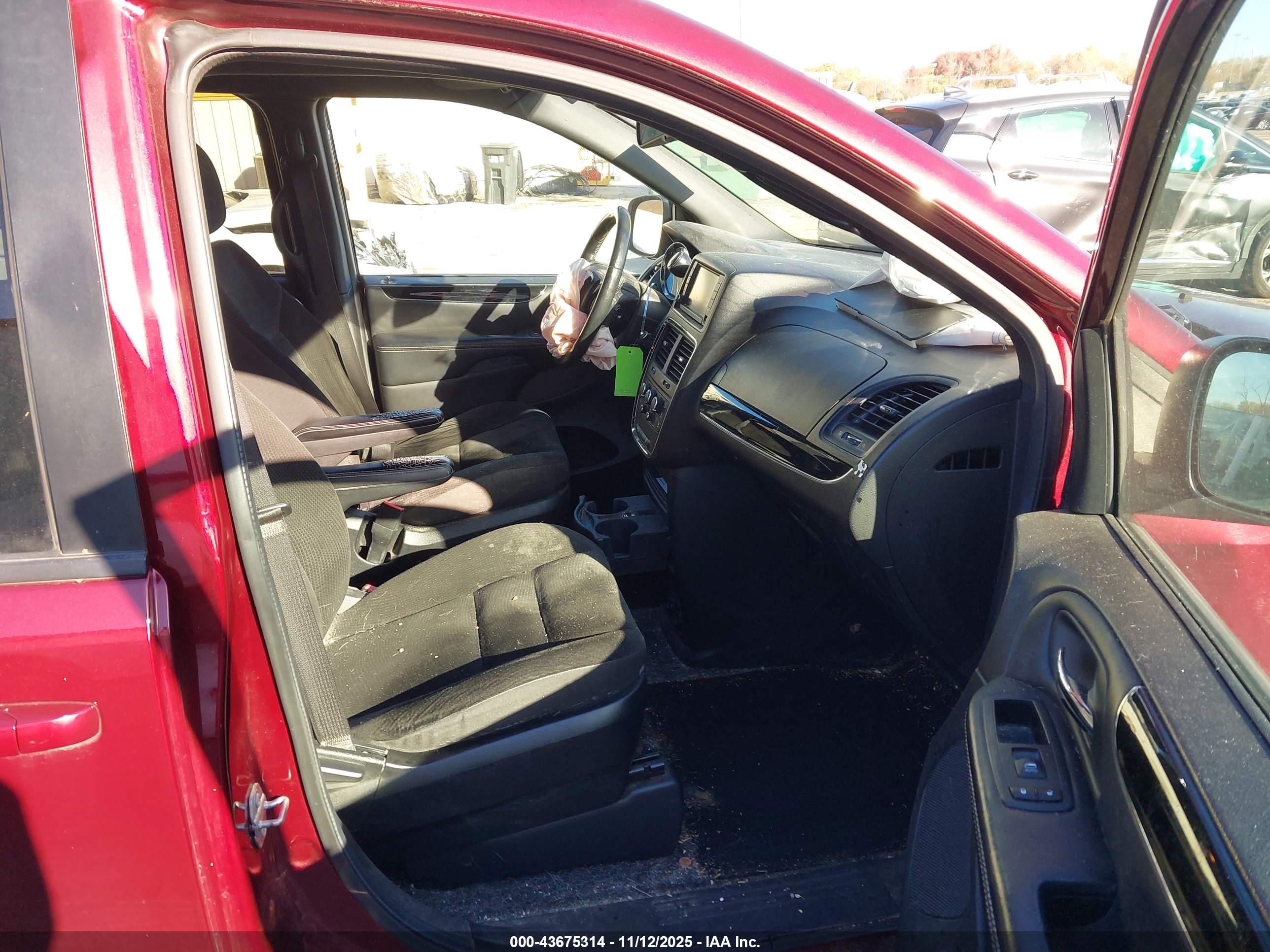 DODGE GRAND image 5