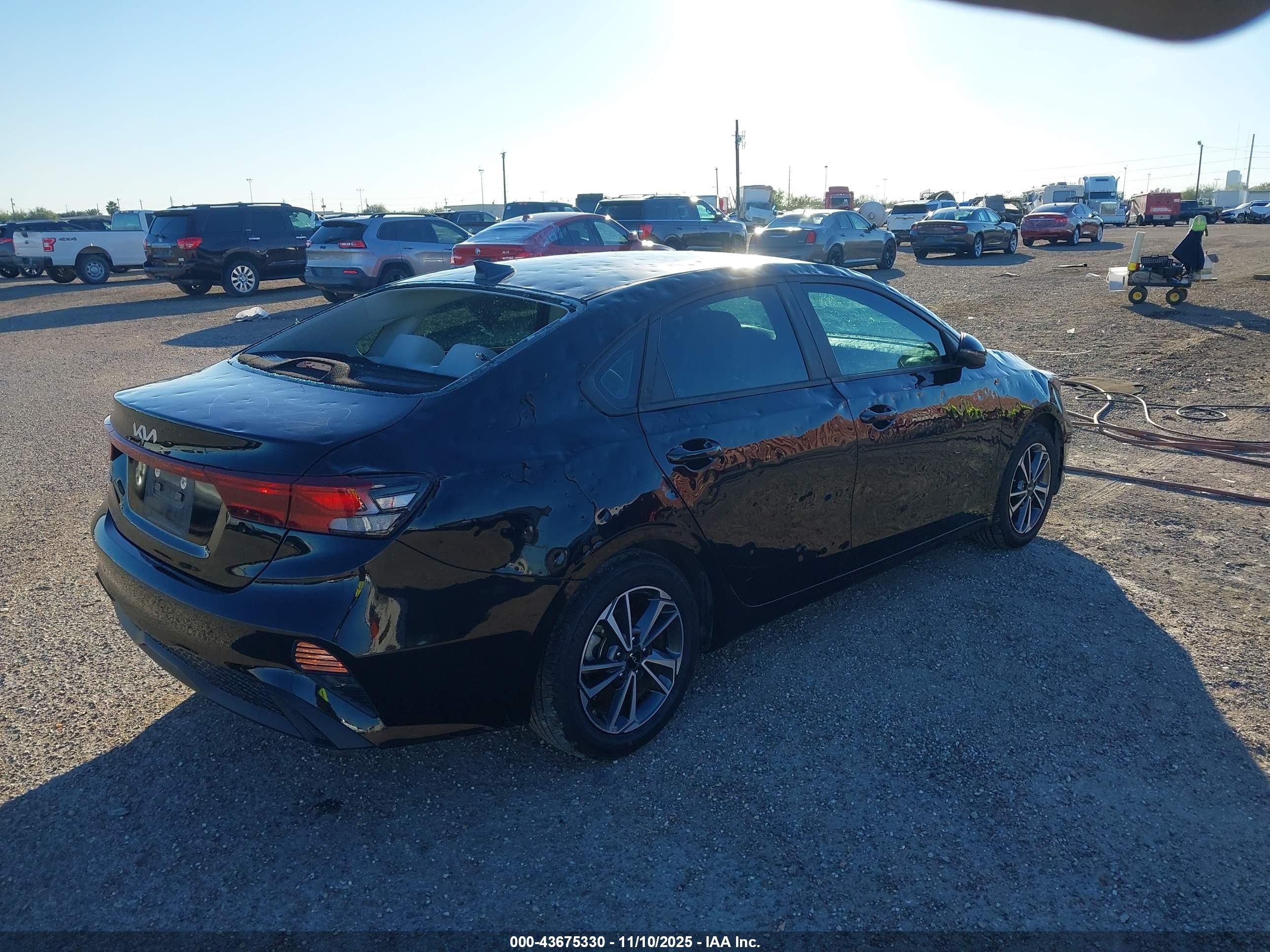 KIA FORTE image 4