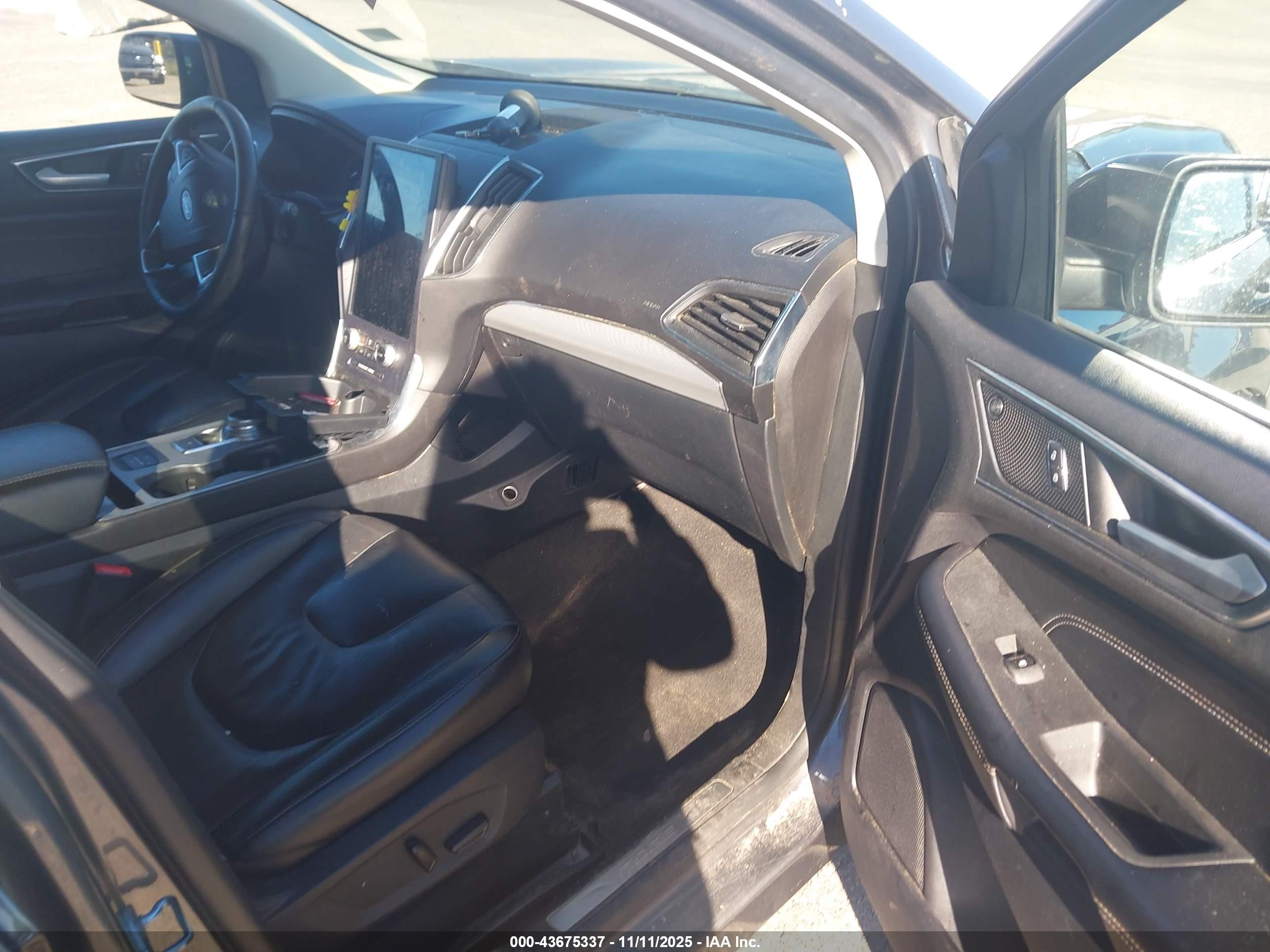 FORD EDGE image 5