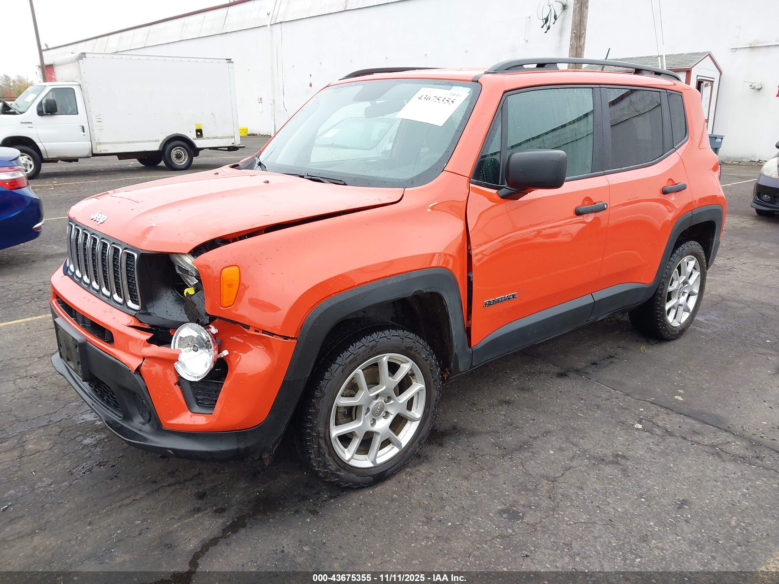 JEEP RENEGADE image 2