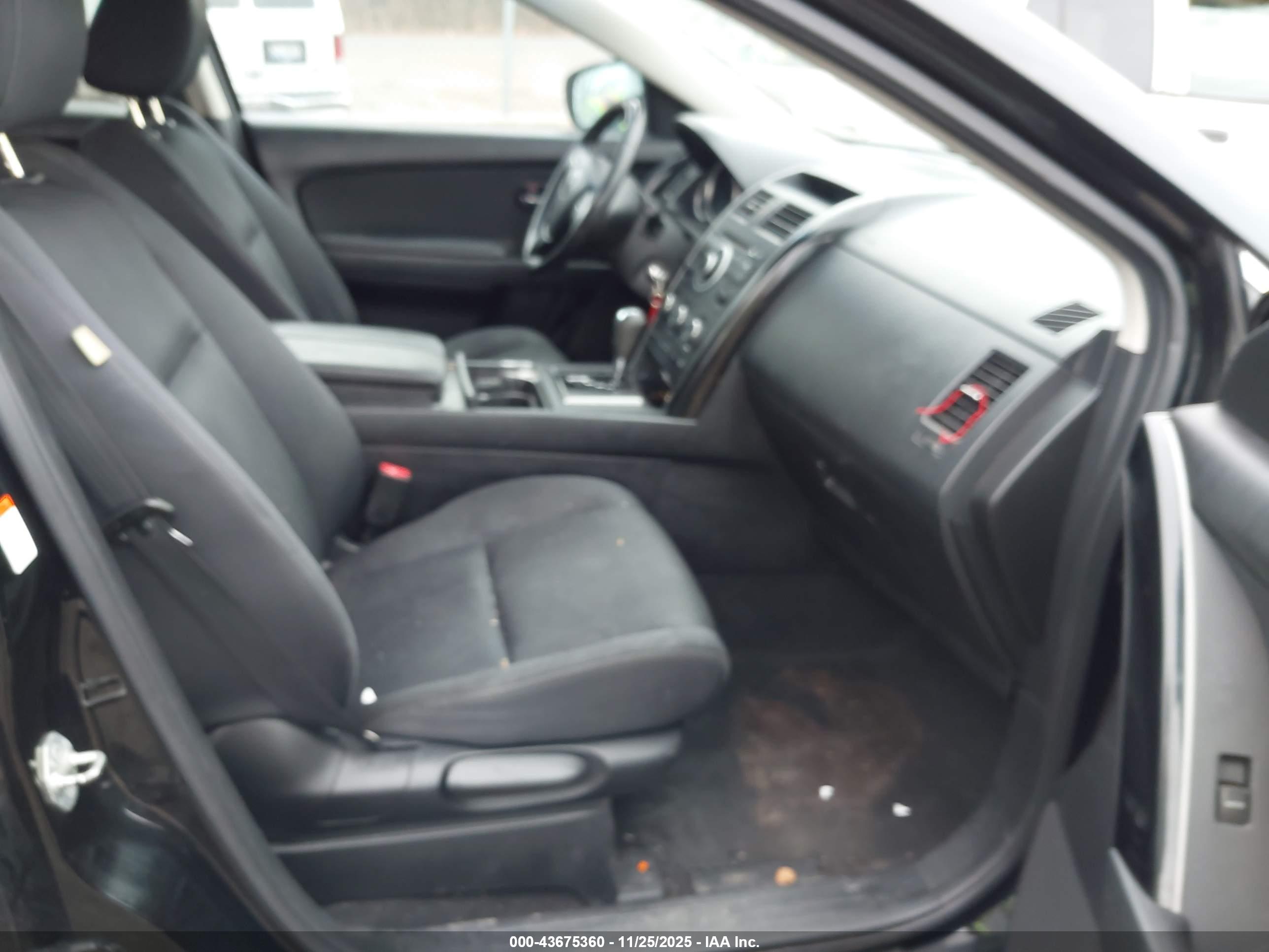 MAZDA CX-9 image 5