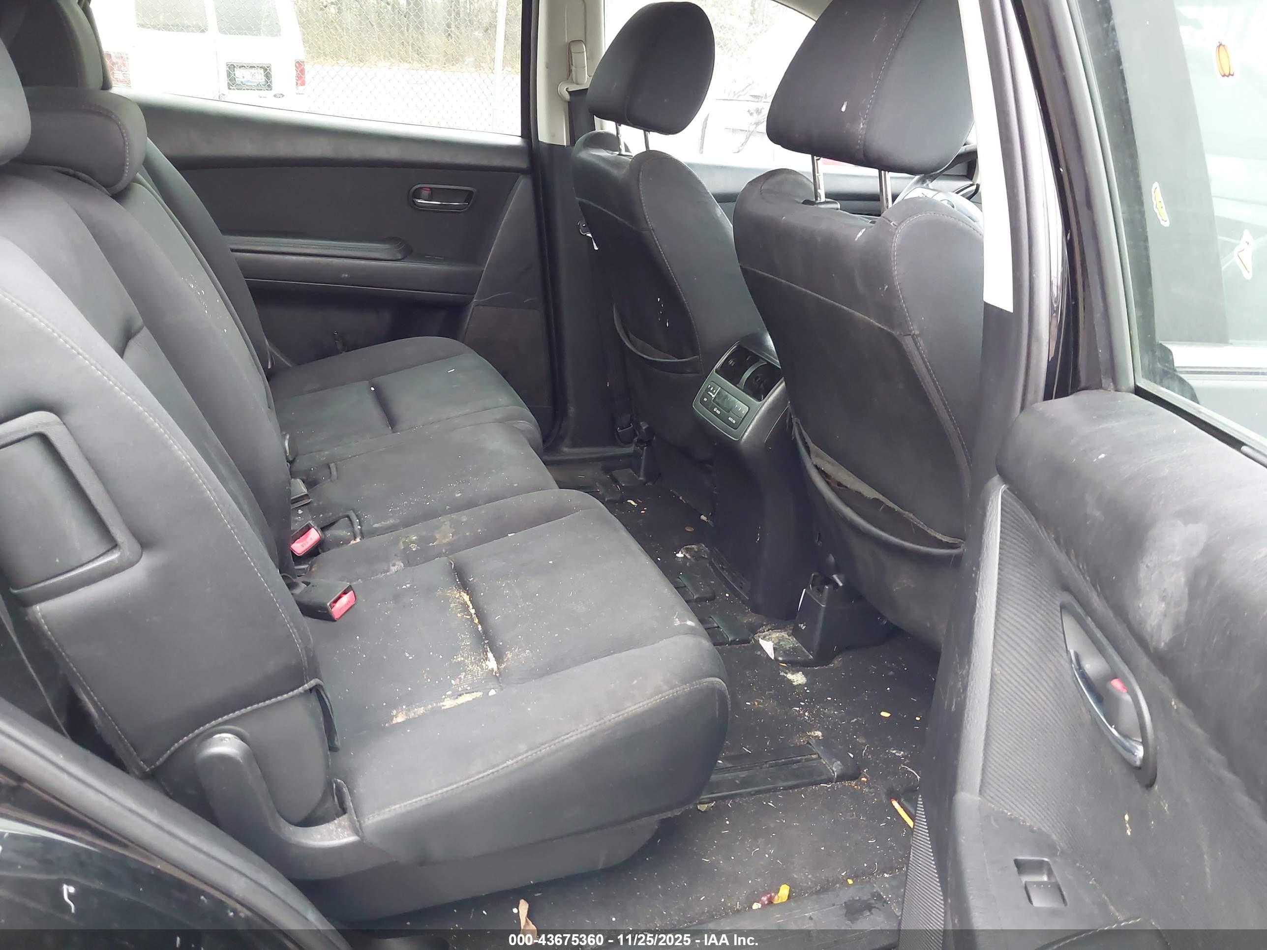 MAZDA CX-9 image 8