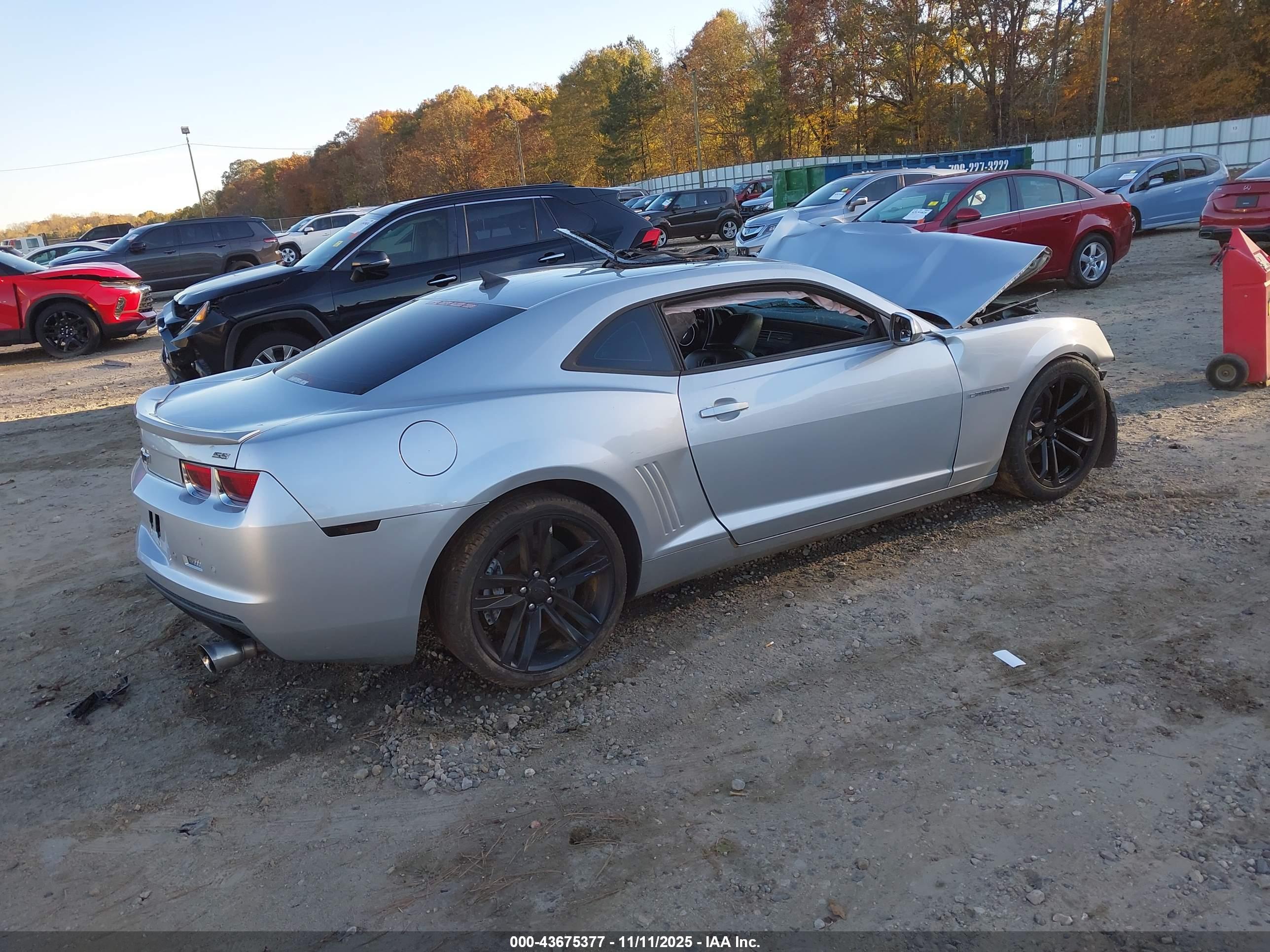 CHEVROLET CAMARO image 4