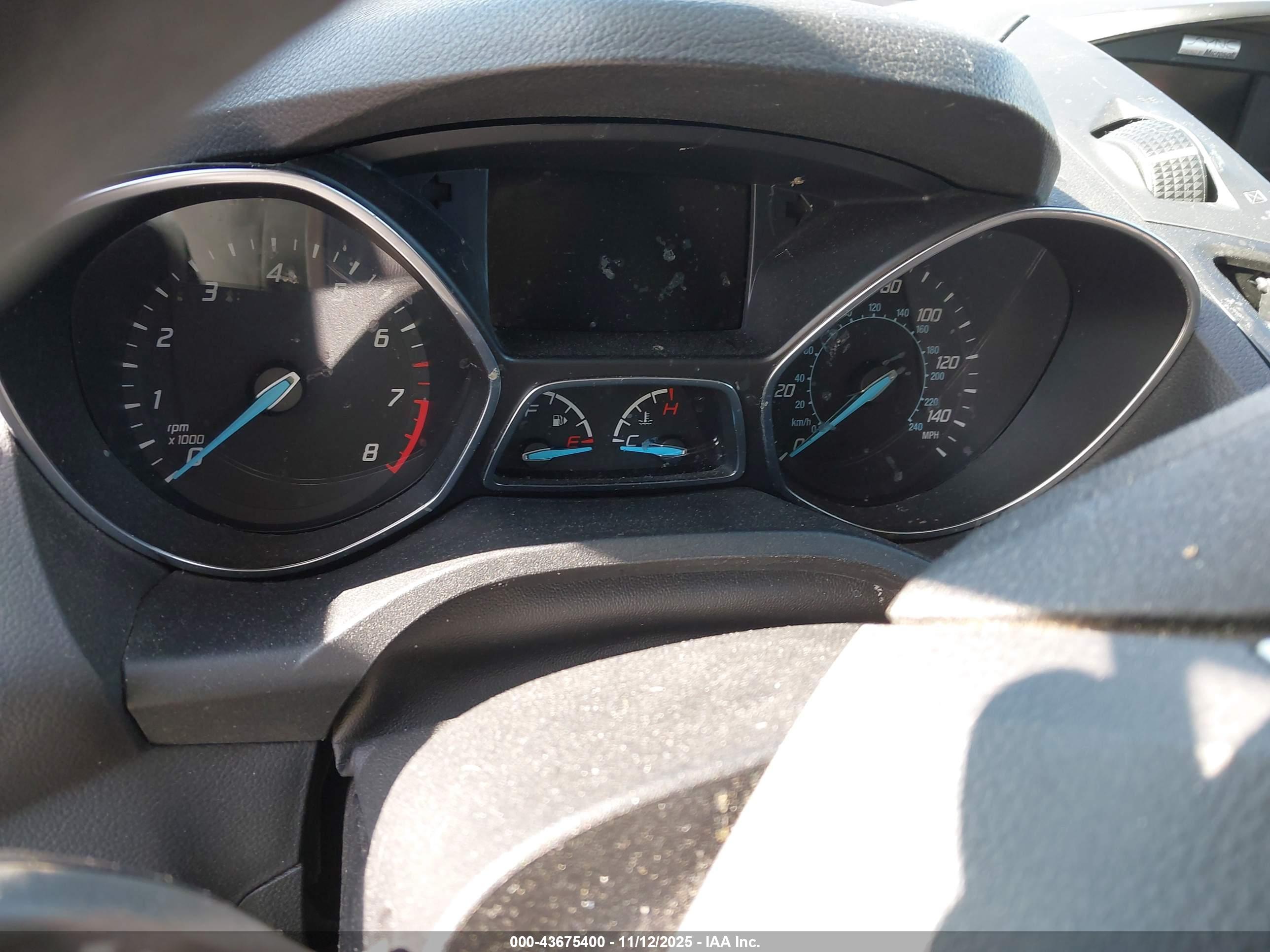 FORD ESCAPE image 7