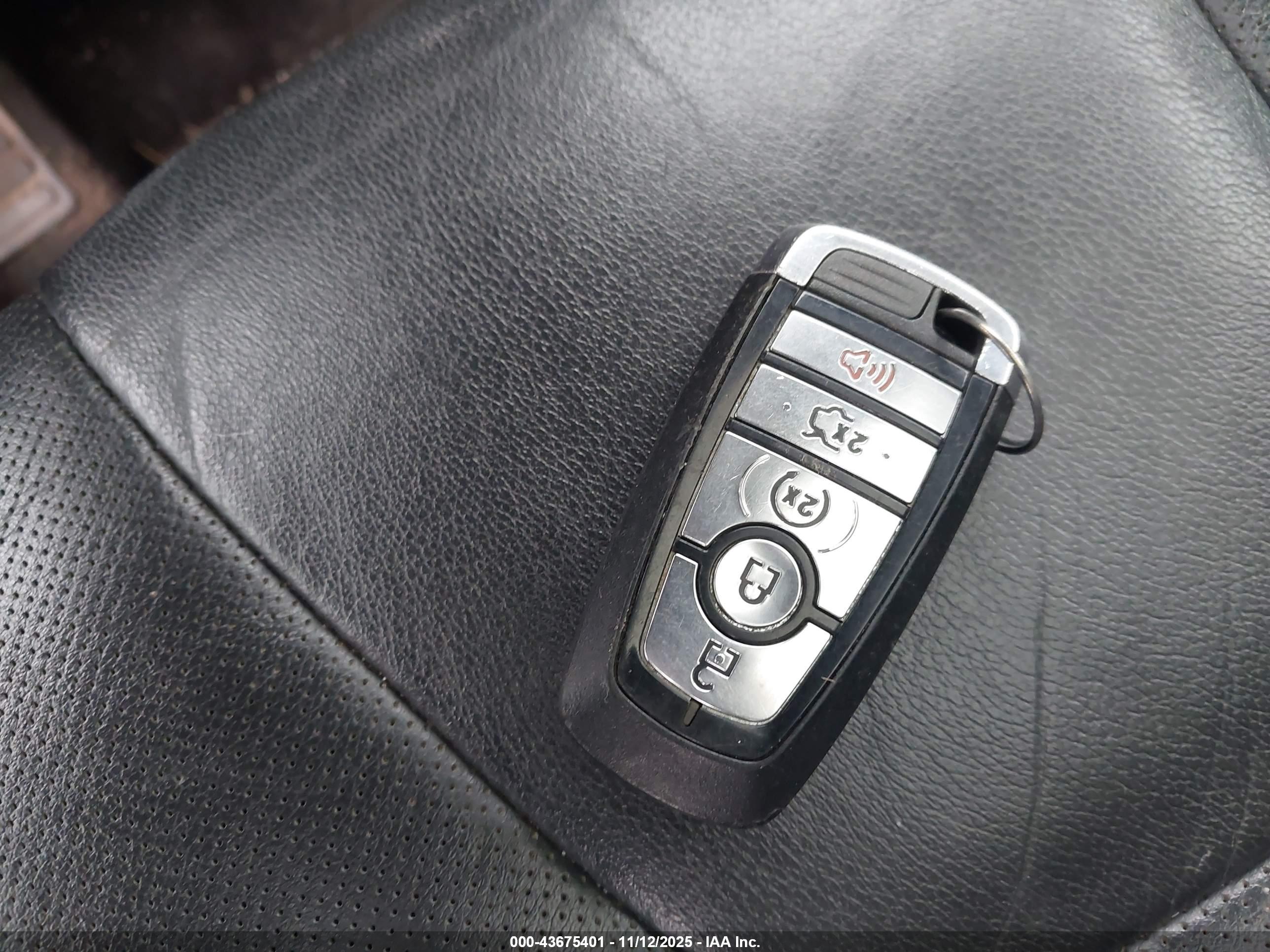 FORD EDGE image 11