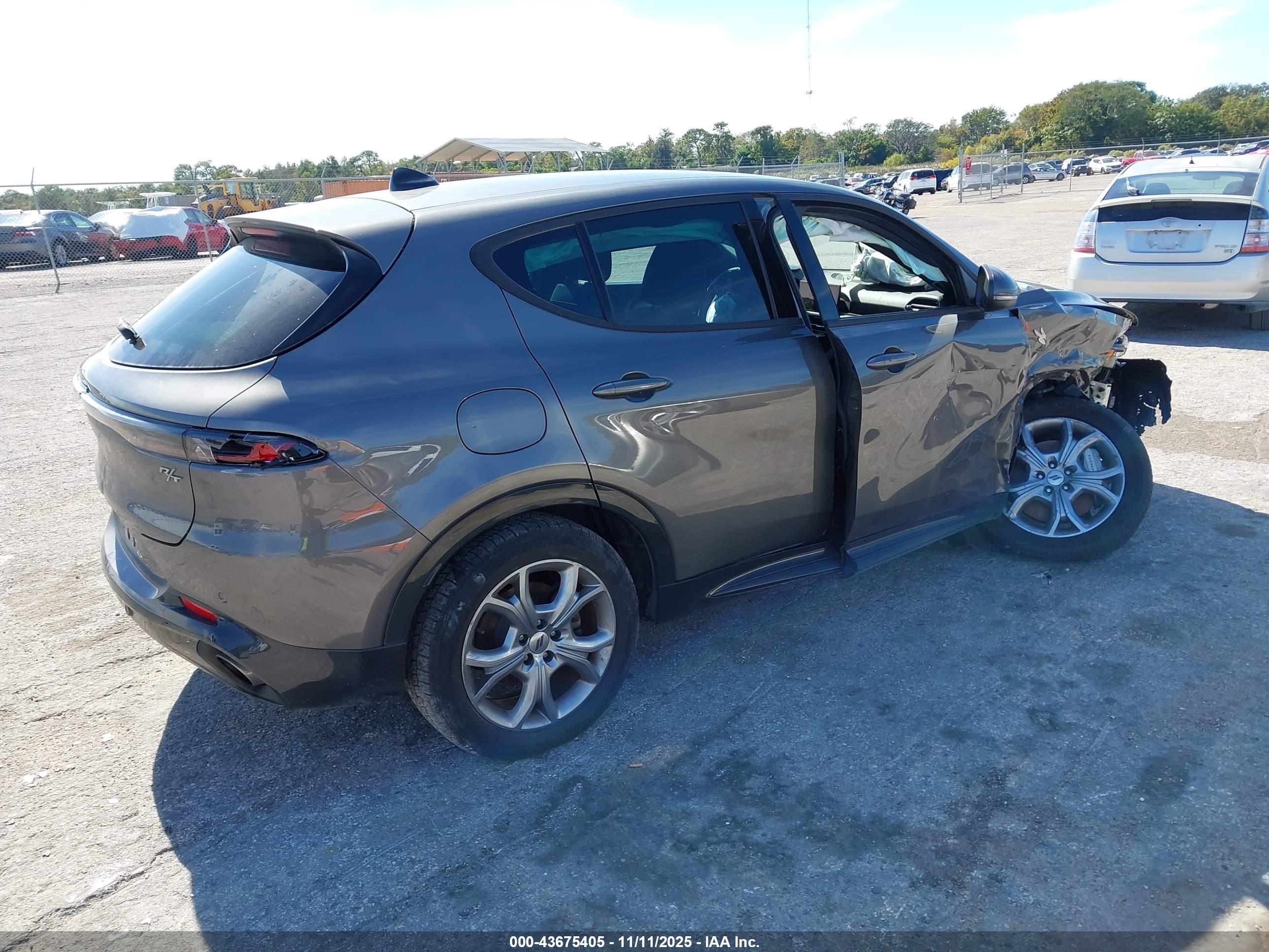 DODGE HORNET image 4
