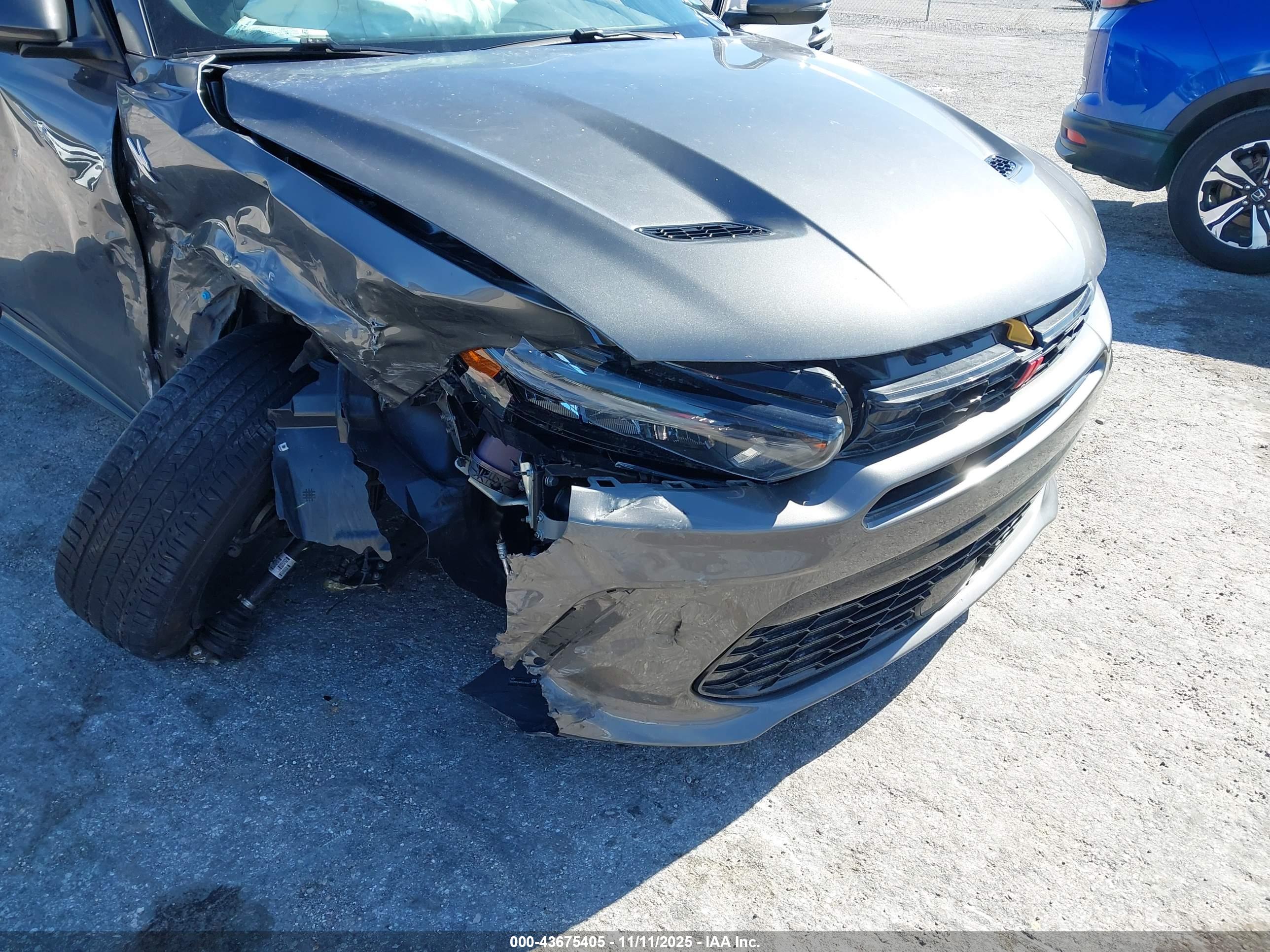 DODGE HORNET image 6