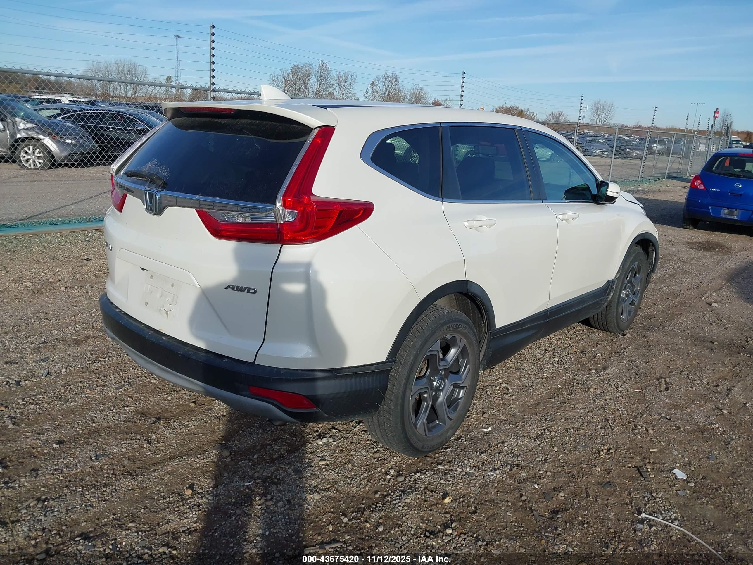 HONDA CR-V image 4