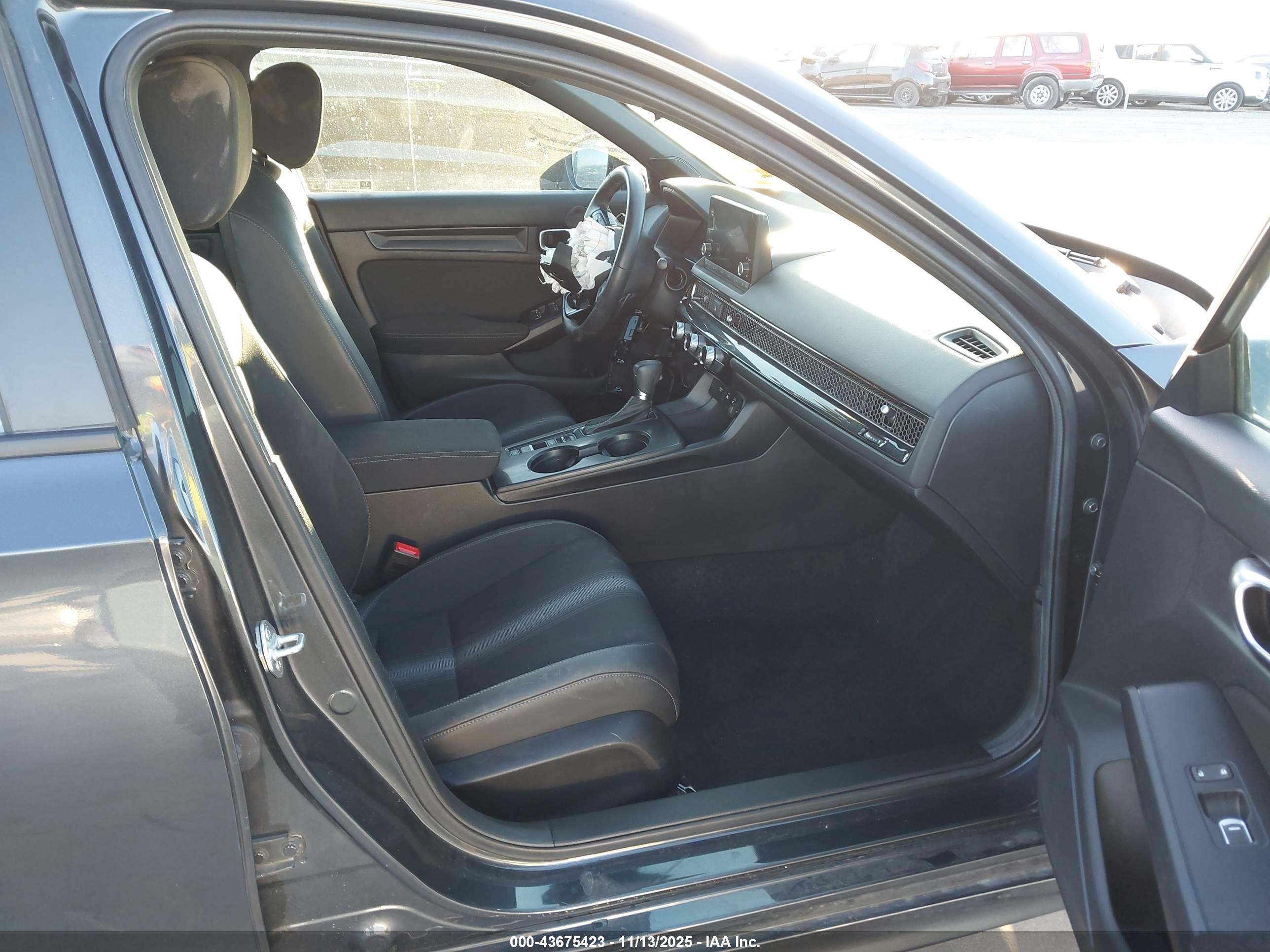HONDA CIVIC image 5