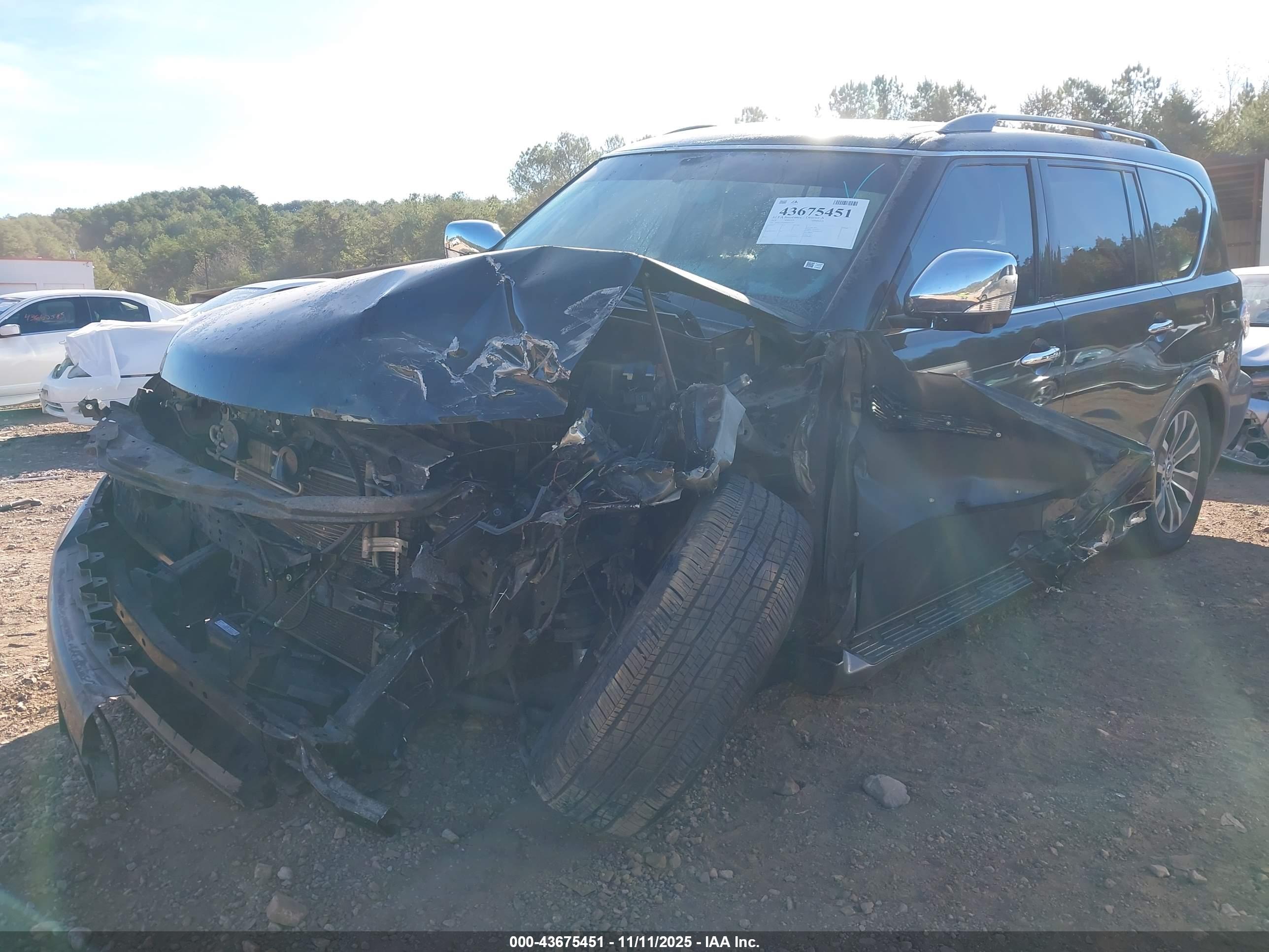 NISSAN ARMADA image 2
