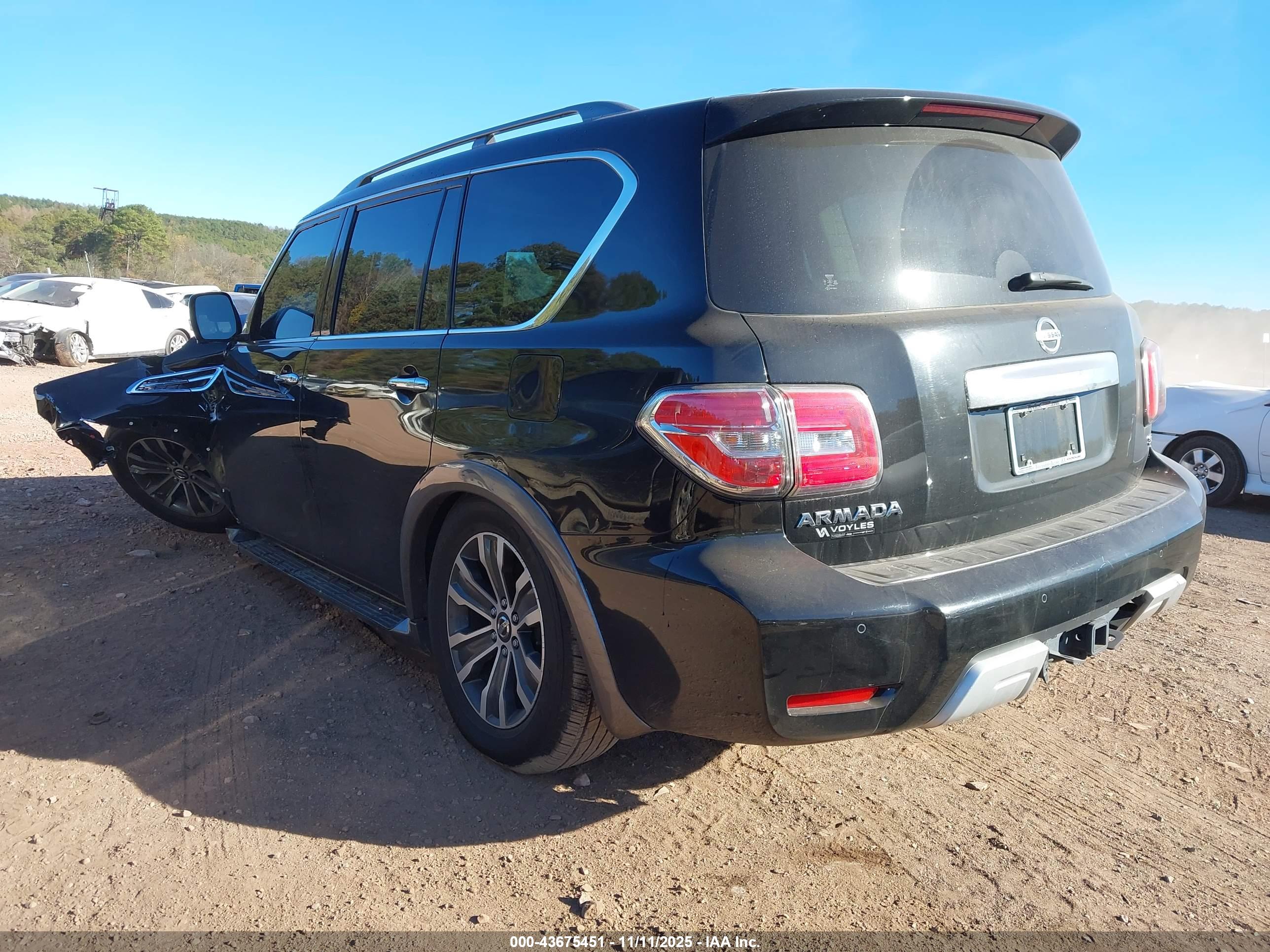 NISSAN ARMADA image 3