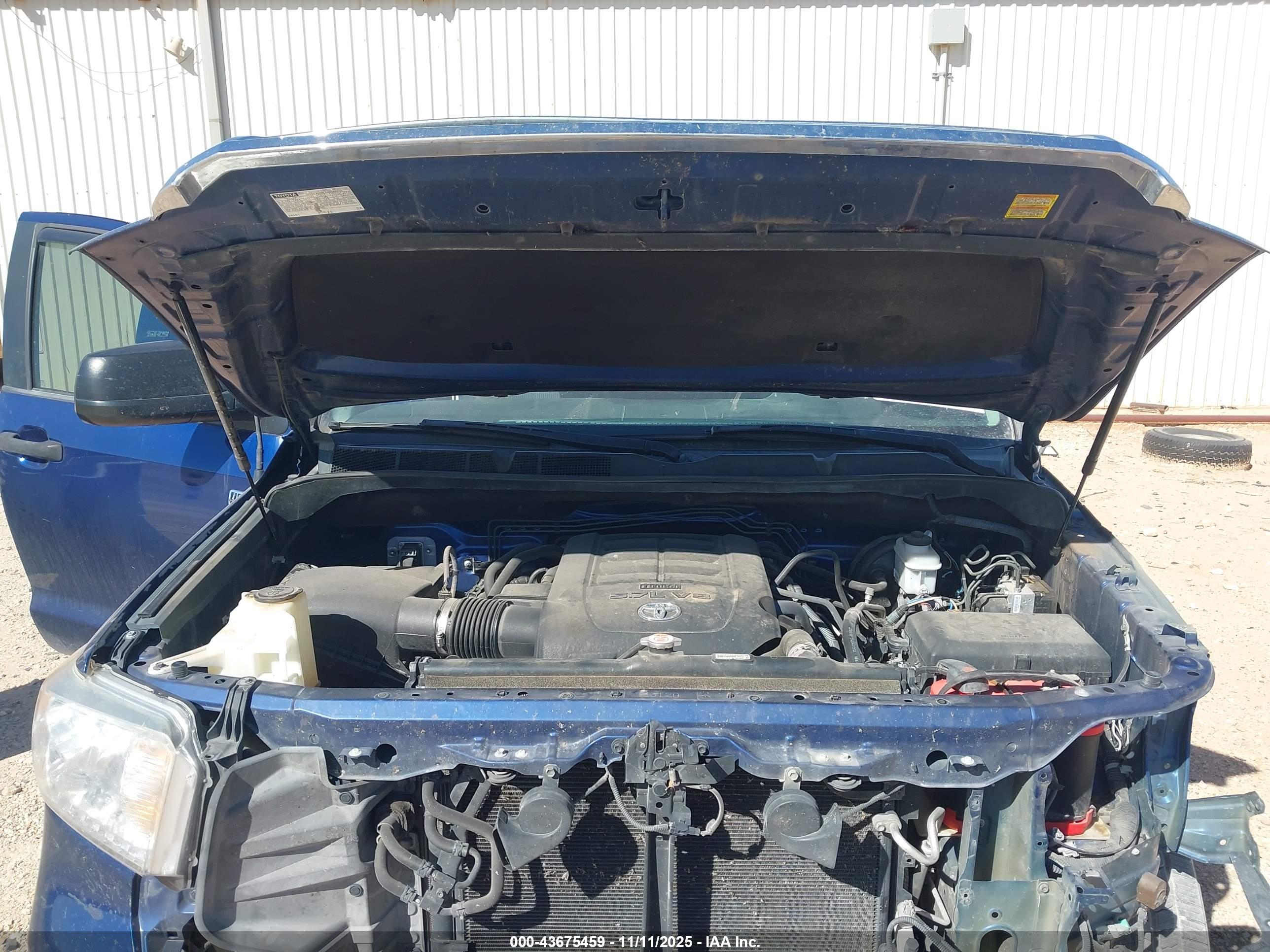 TOYOTA TUNDRA image 10