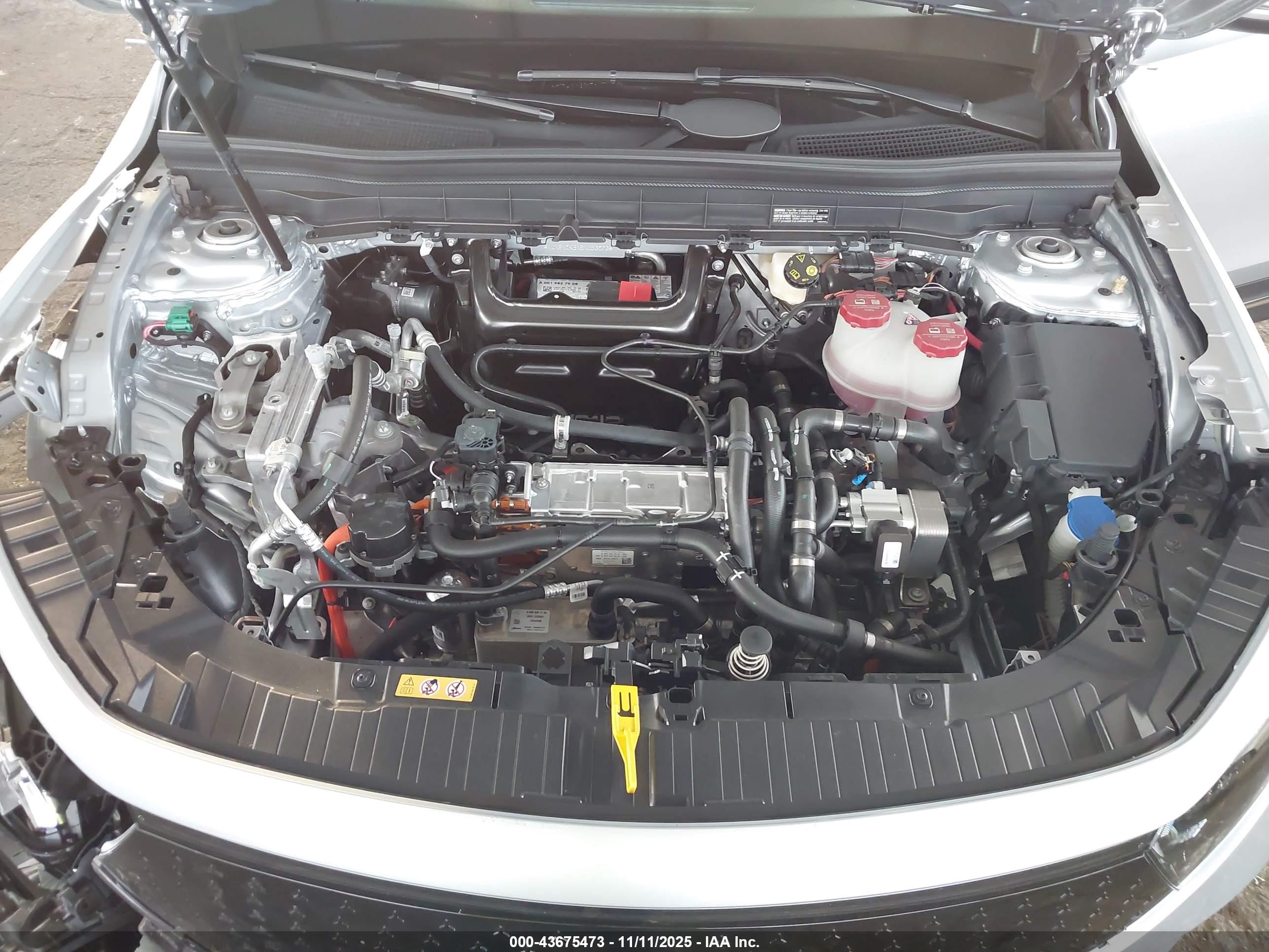 MERCEDES-BENZ EQB image 10