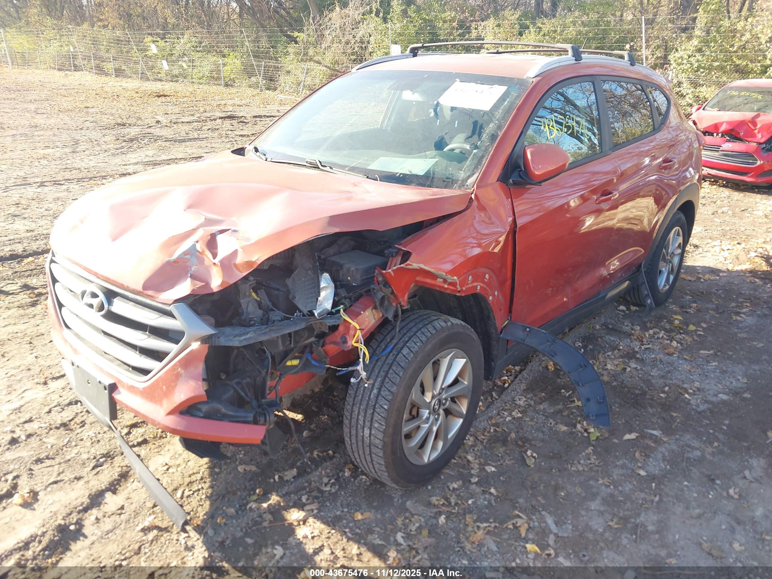 HYUNDAI TUCSON image 2
