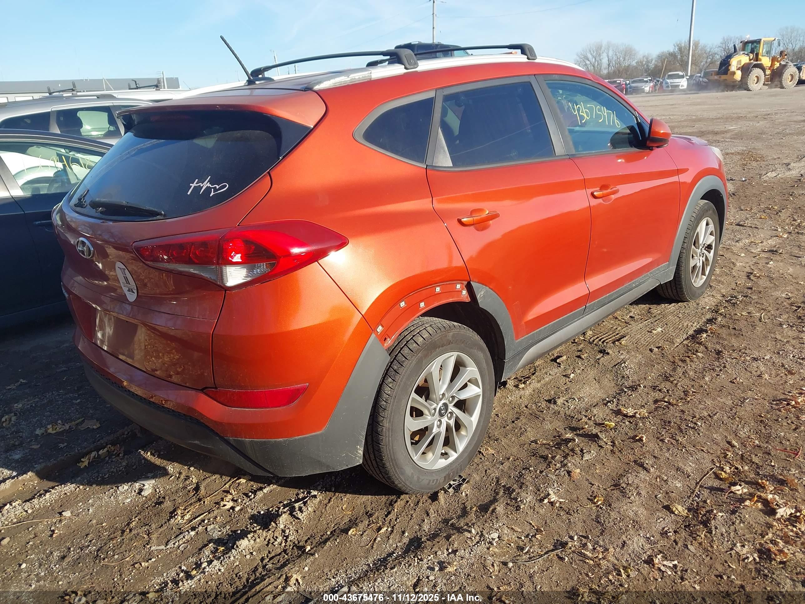 HYUNDAI TUCSON image 4