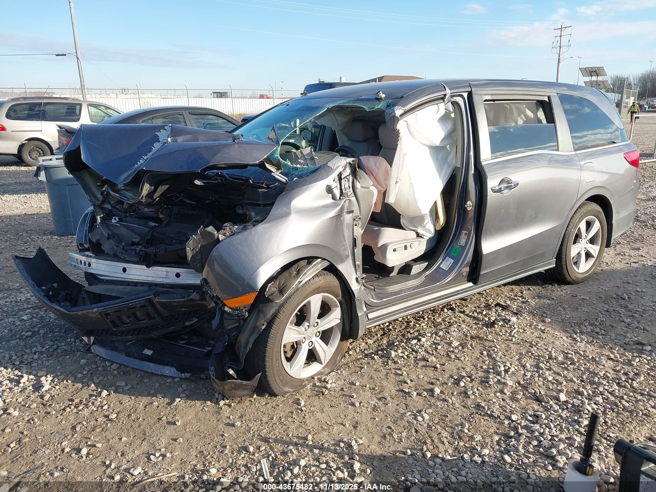 HONDA ODYSSEY image 2
