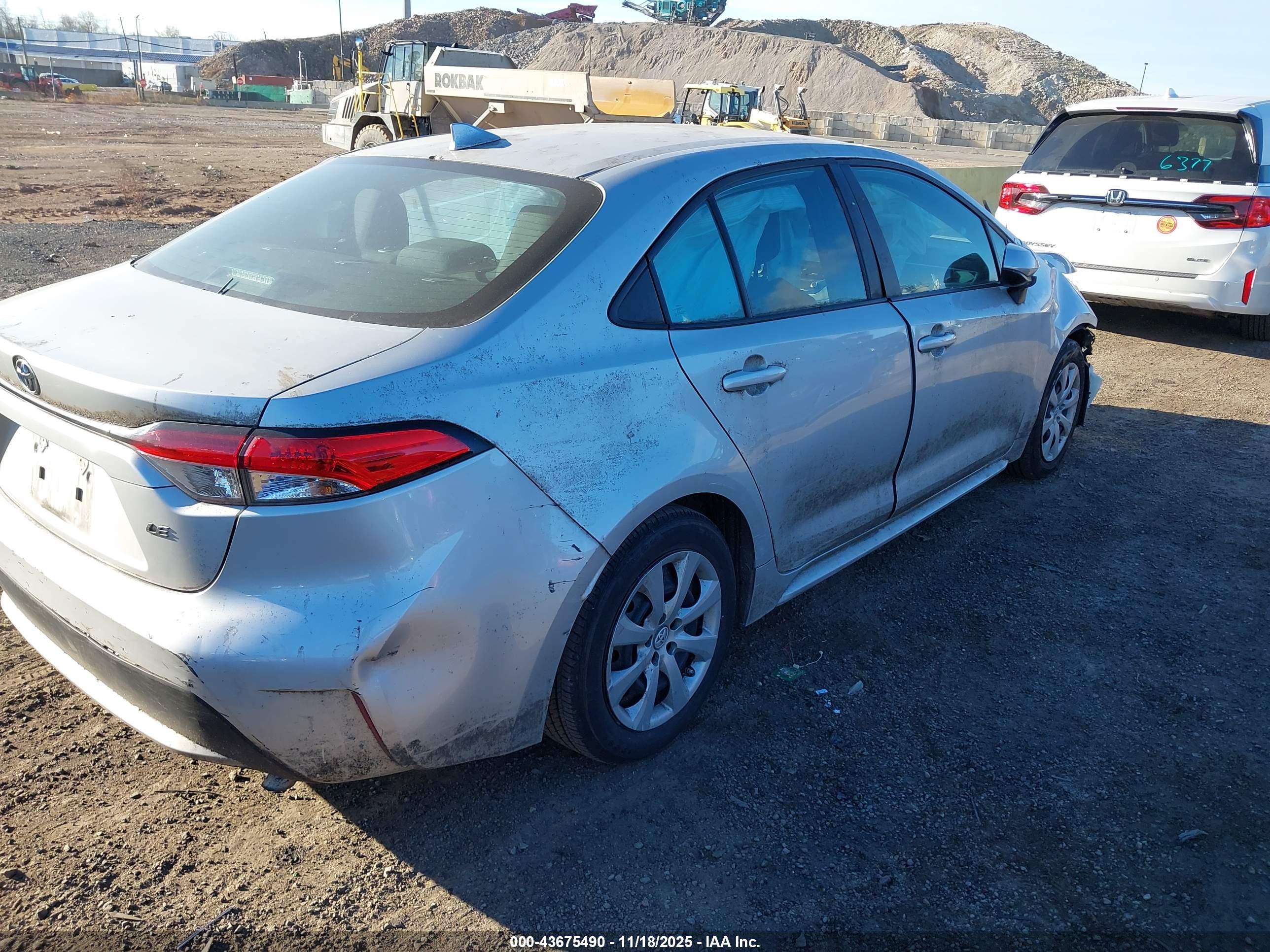 TOYOTA COROLLA image 4