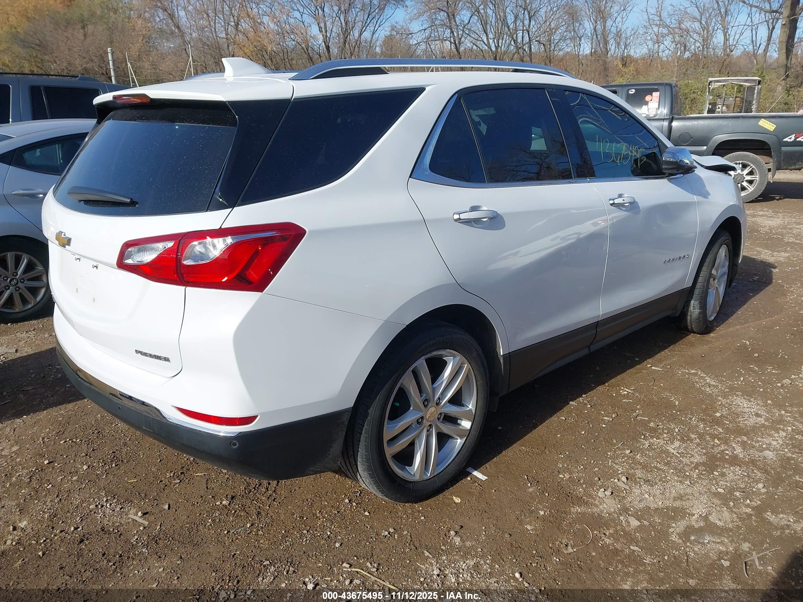 CHEVROLET EQUINOX image 4