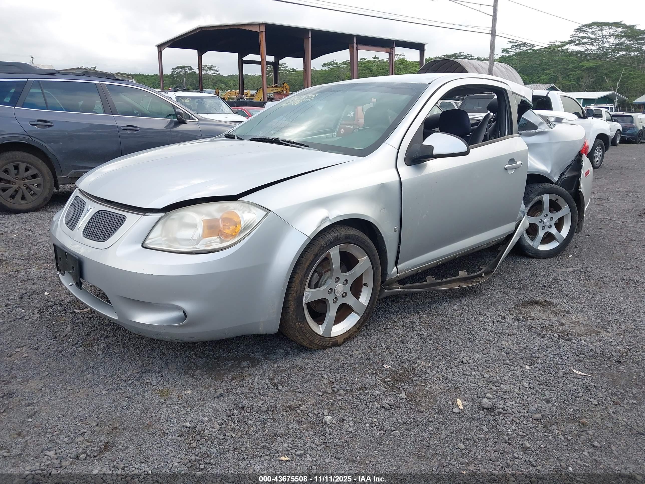 PONTIAC G5 image 2
