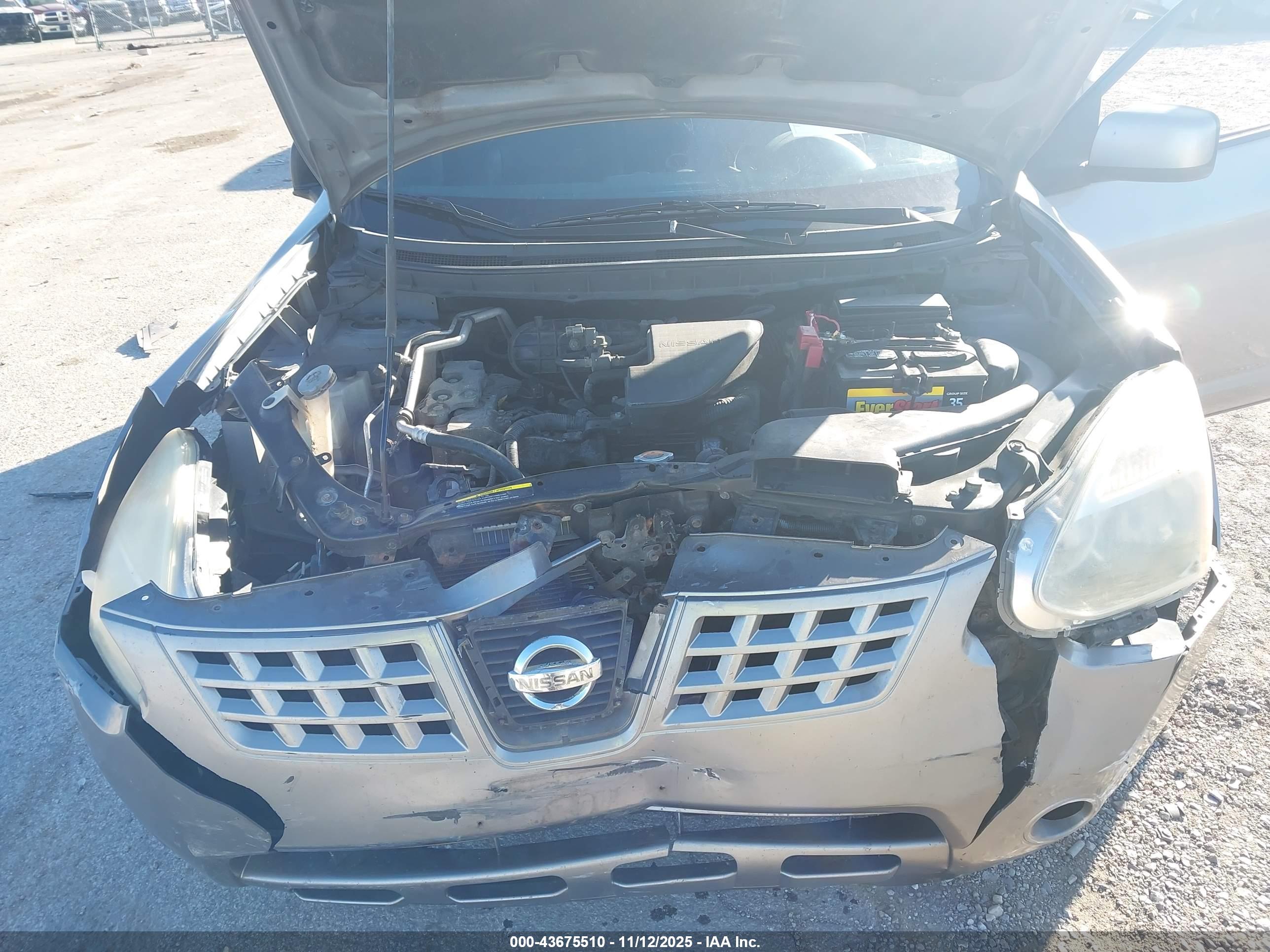 NISSAN ROGUE image 10