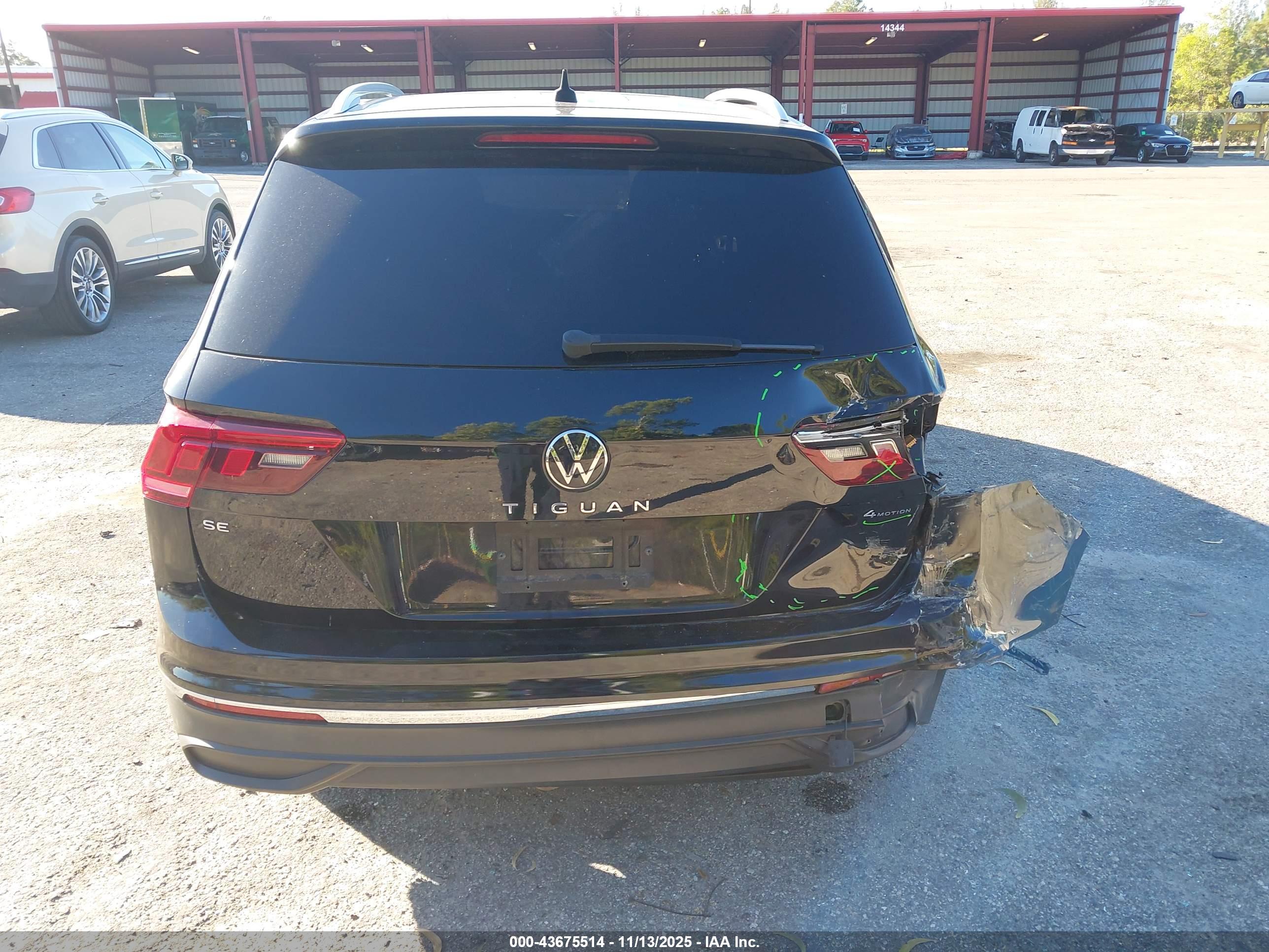 VOLKSWAGEN TIGUAN image 6