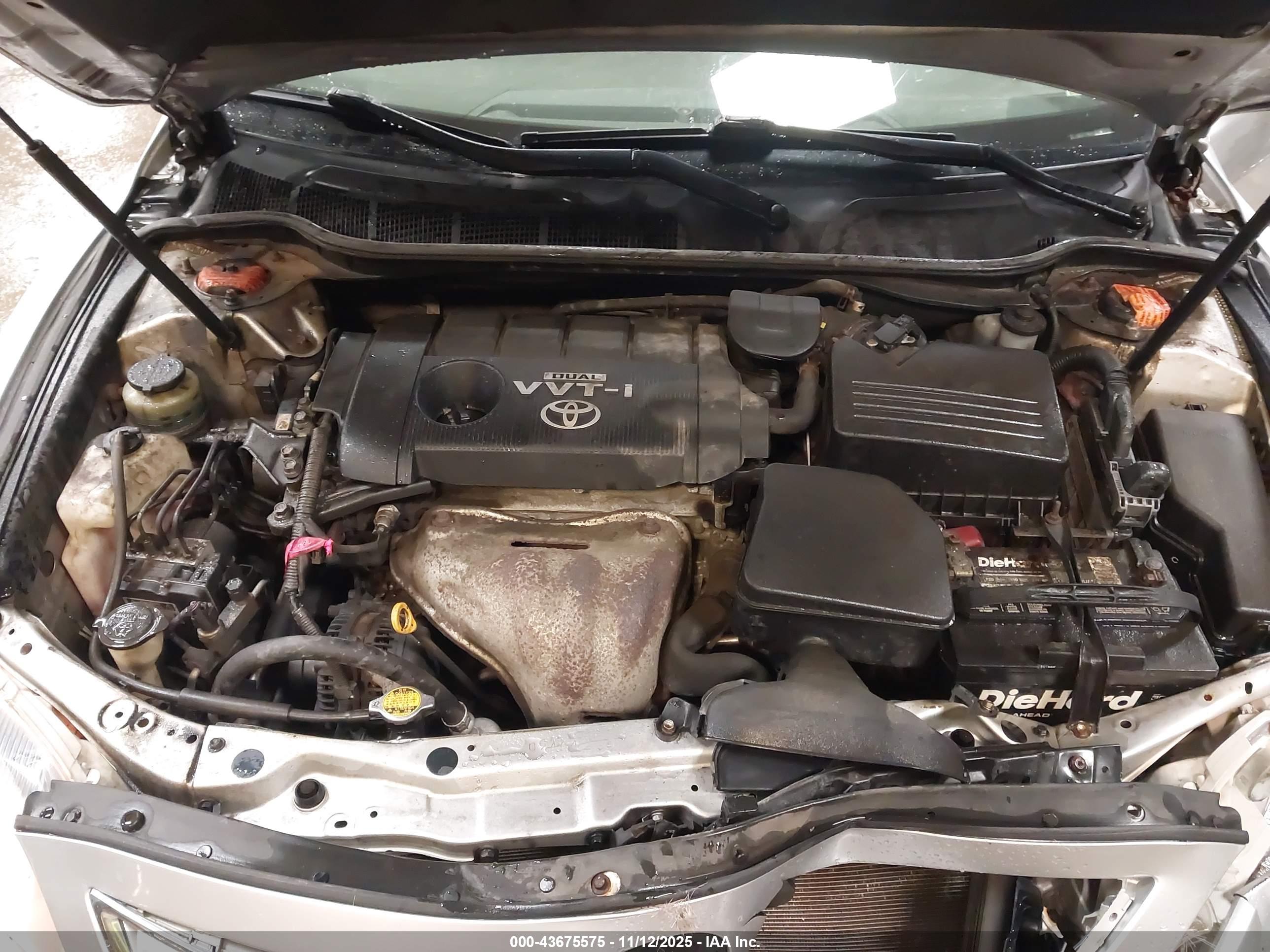 TOYOTA CAMRY image 10