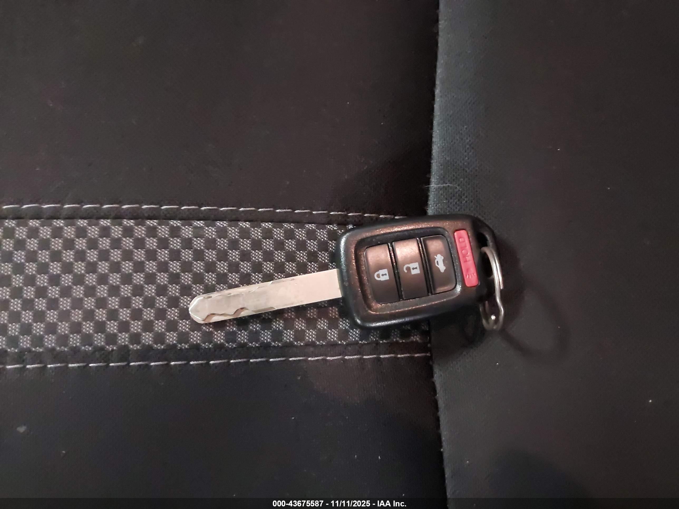 HONDA CIVIC image 11