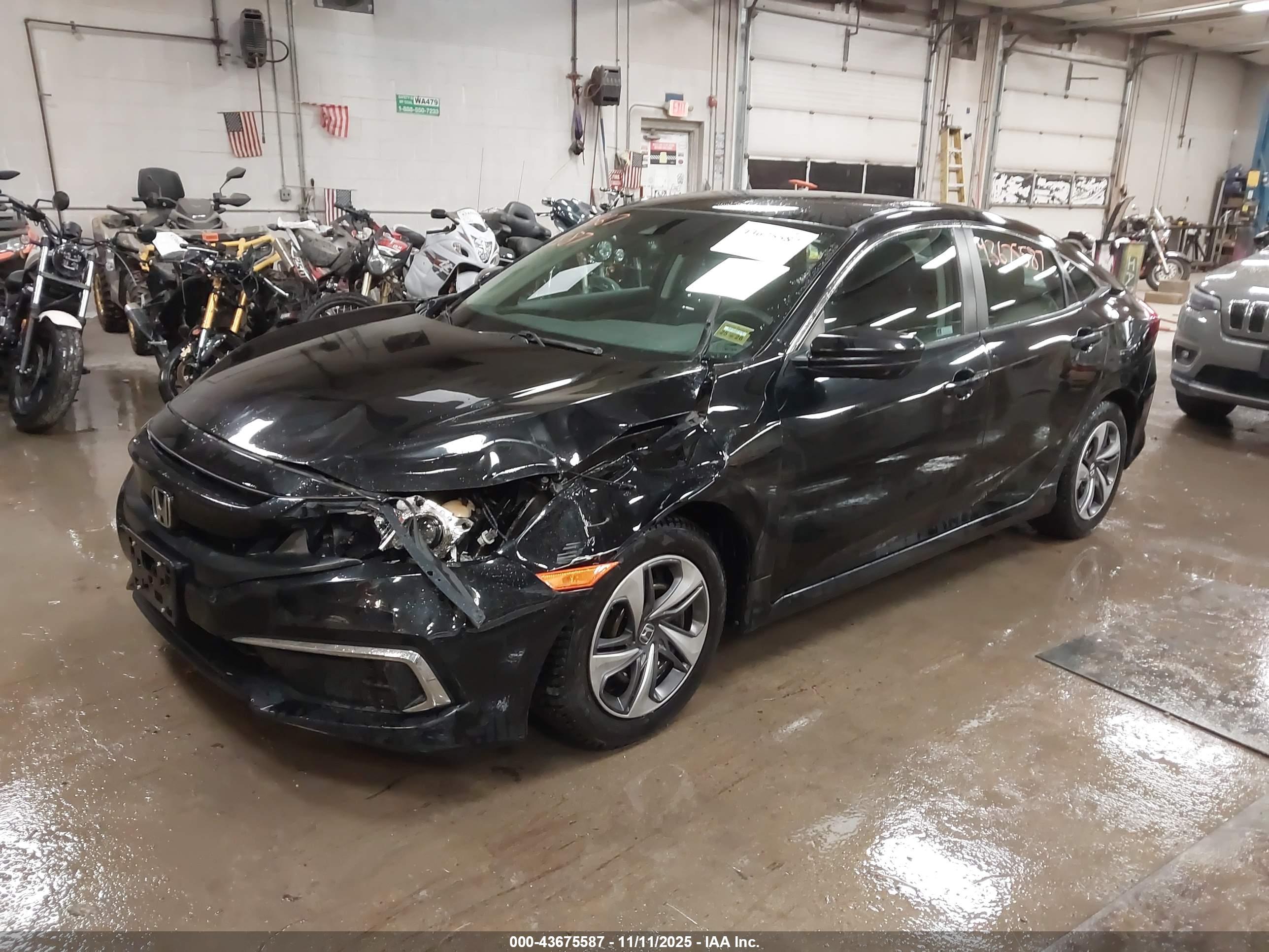 HONDA CIVIC image 2