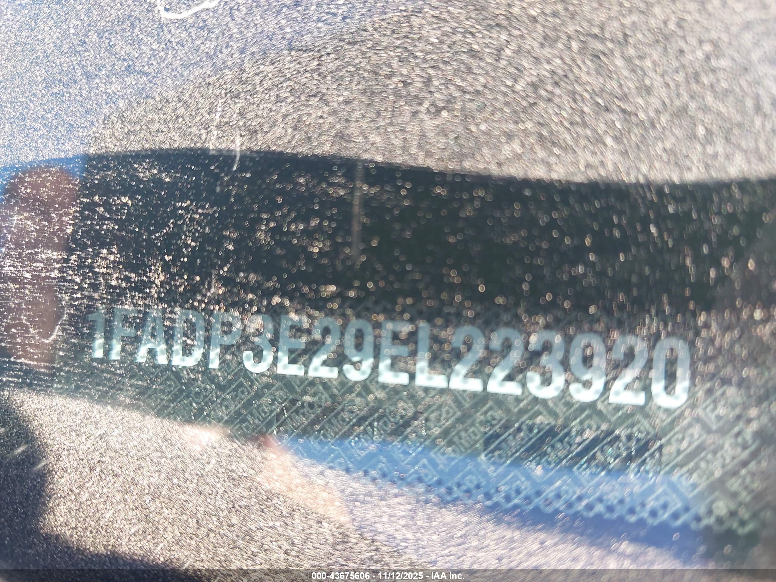 FORD FOCUS image 9