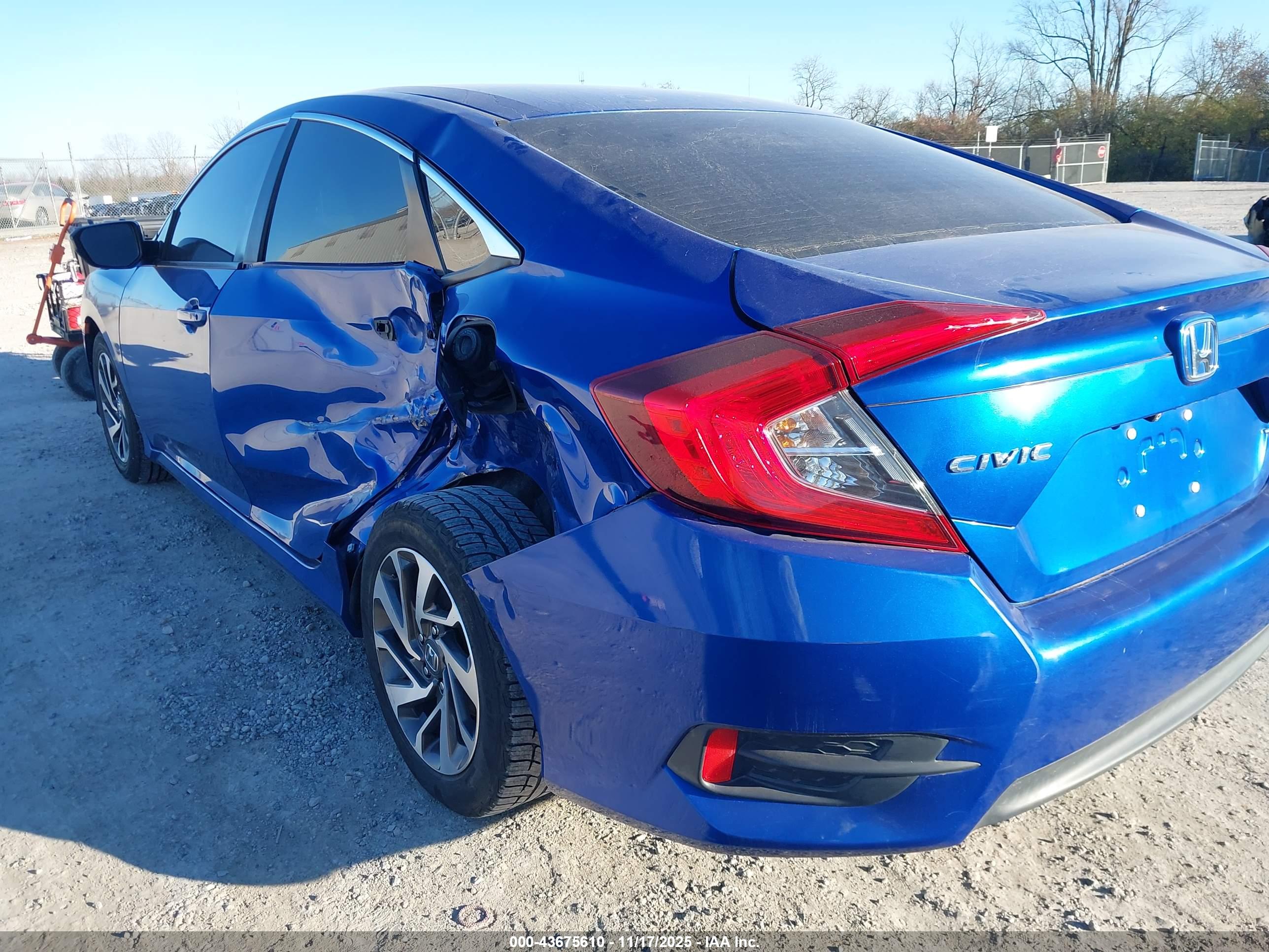 HONDA CIVIC image 6