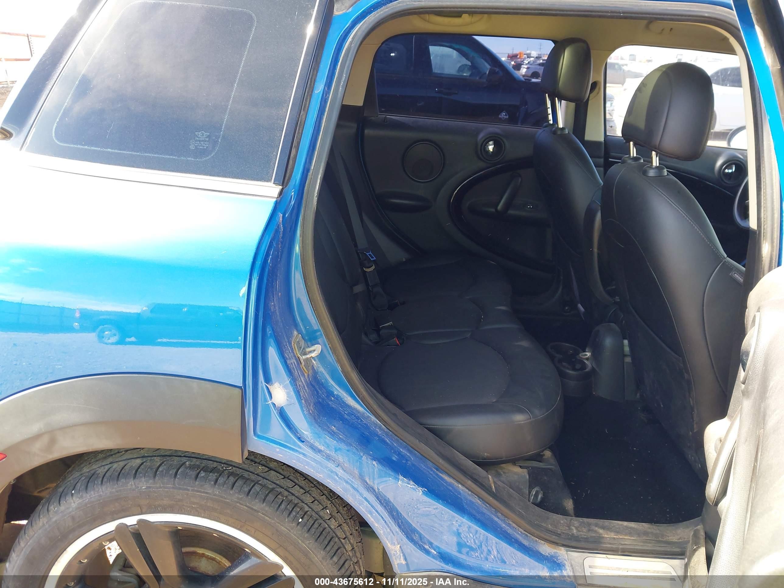 MINI COUNTRYMAN image 8