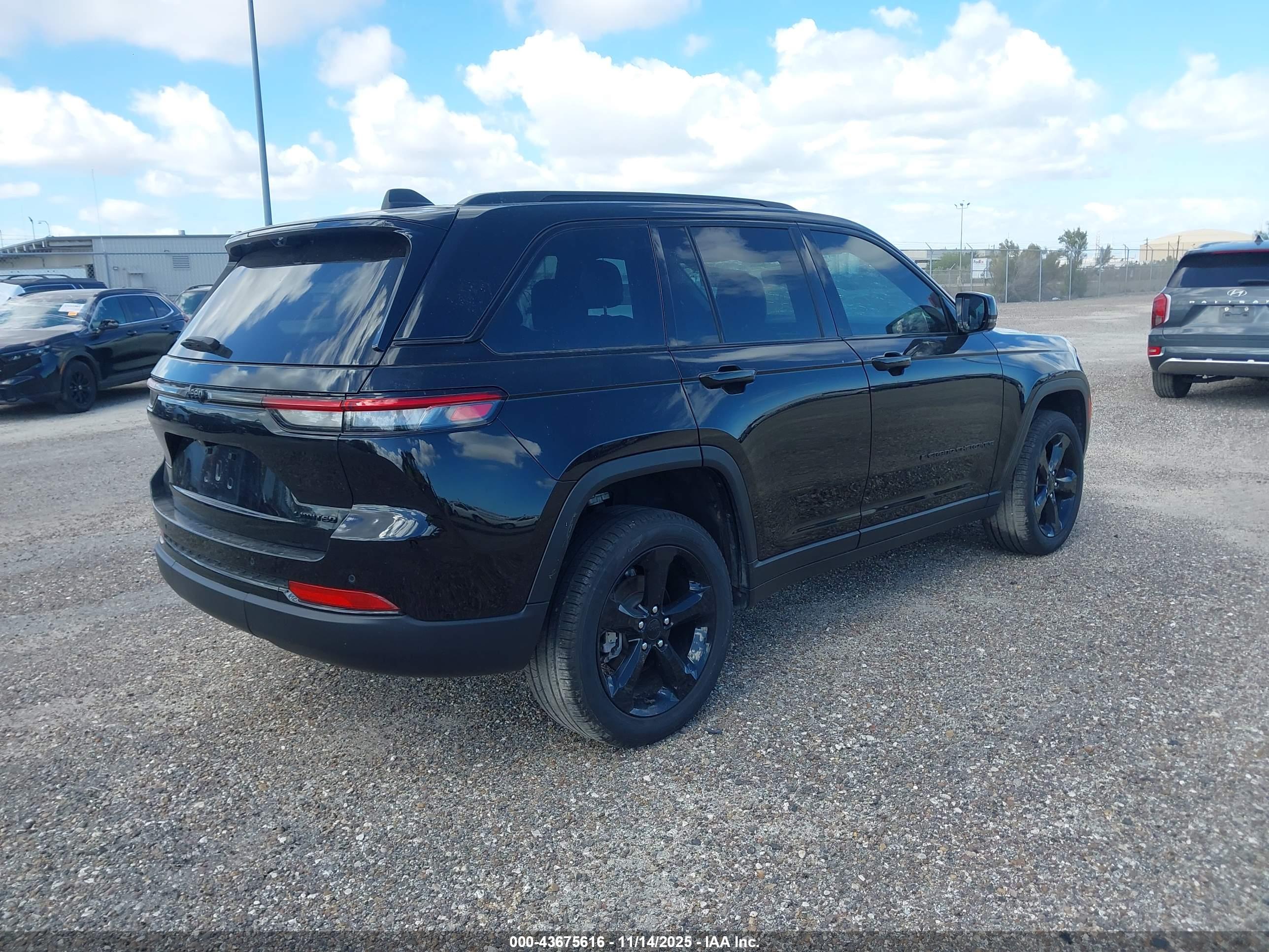 JEEP GRAND image 4