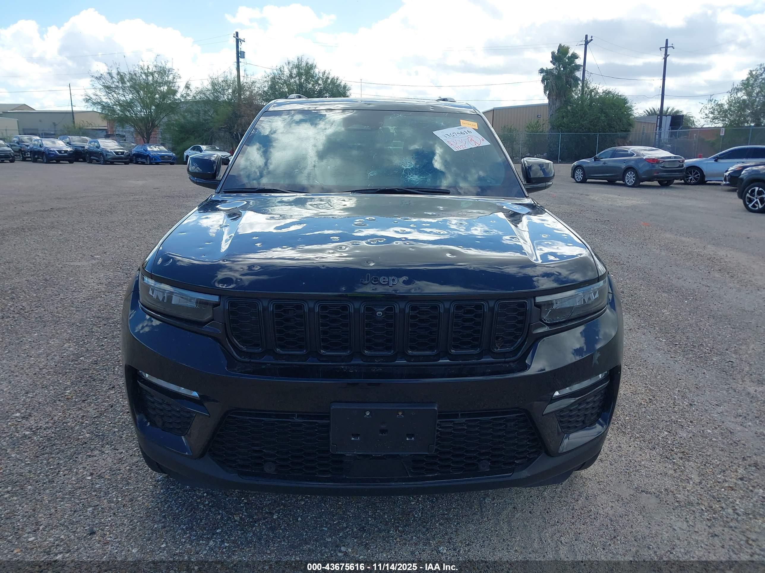 JEEP GRAND image 6
