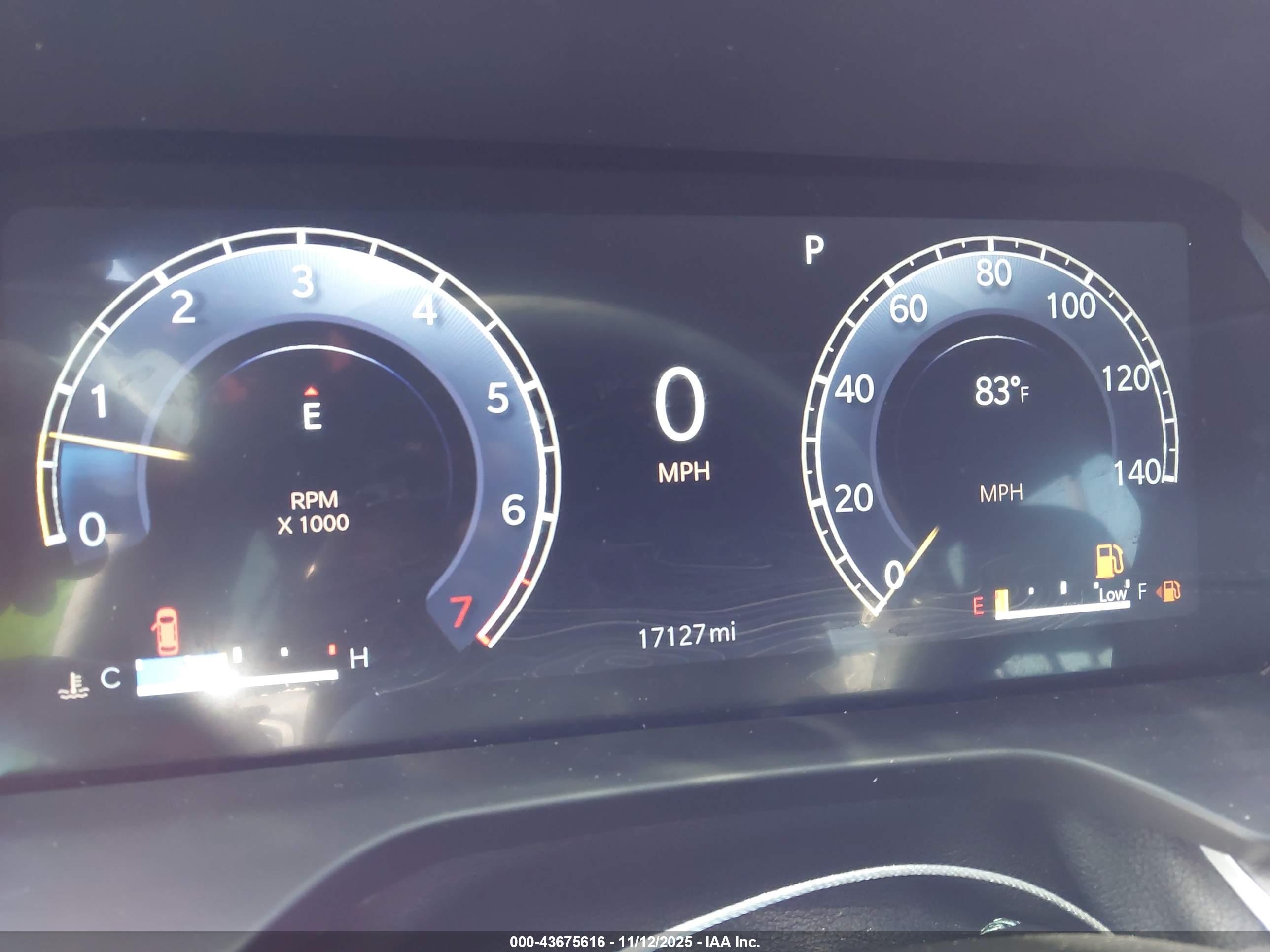 JEEP GRAND image 7