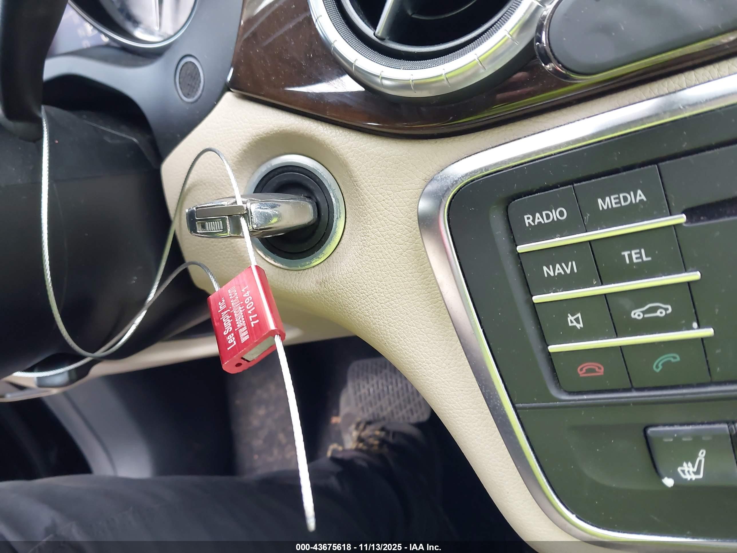 MERCEDES-BENZ CLA image 11