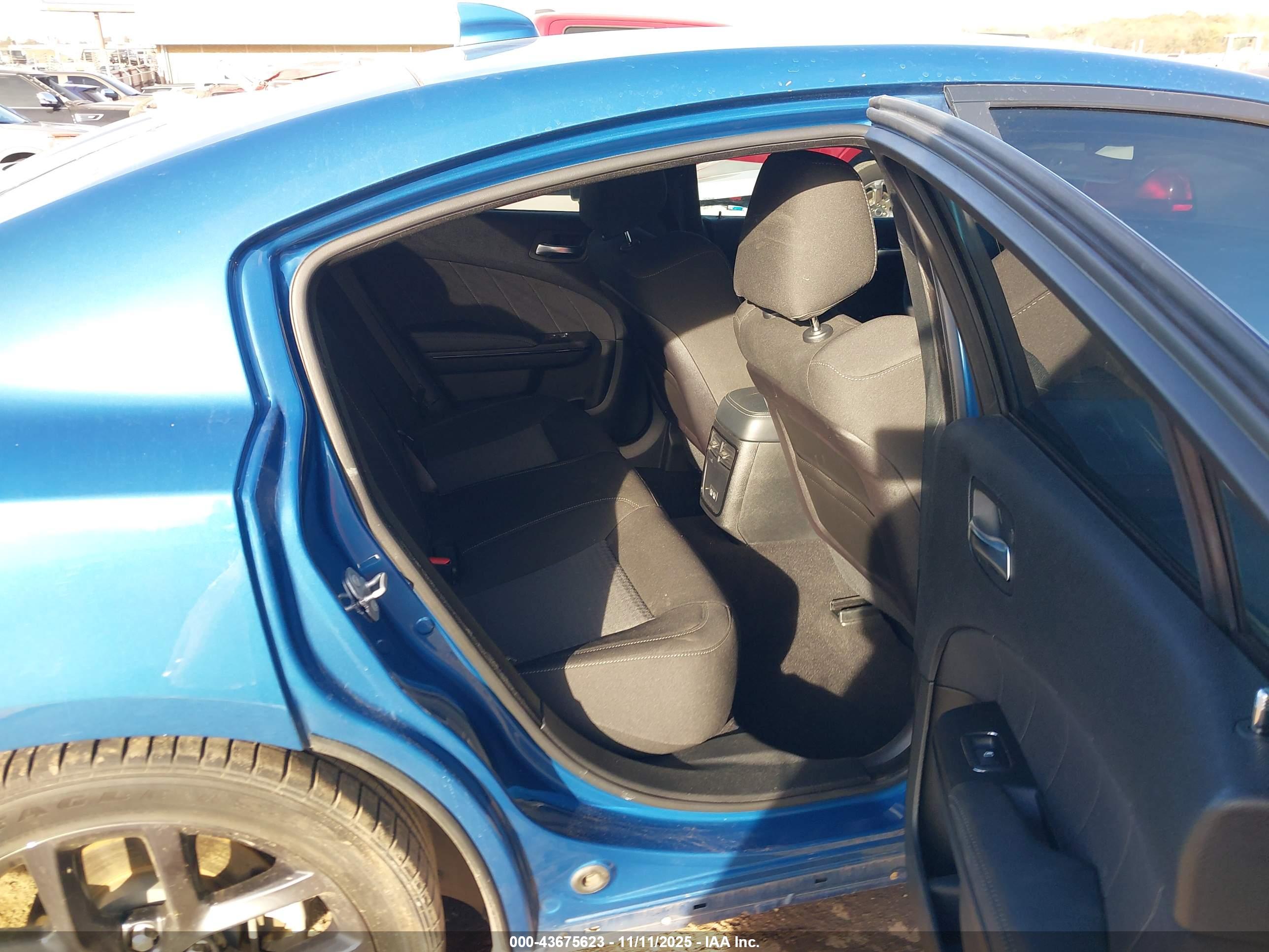 DODGE CHARGER image 8