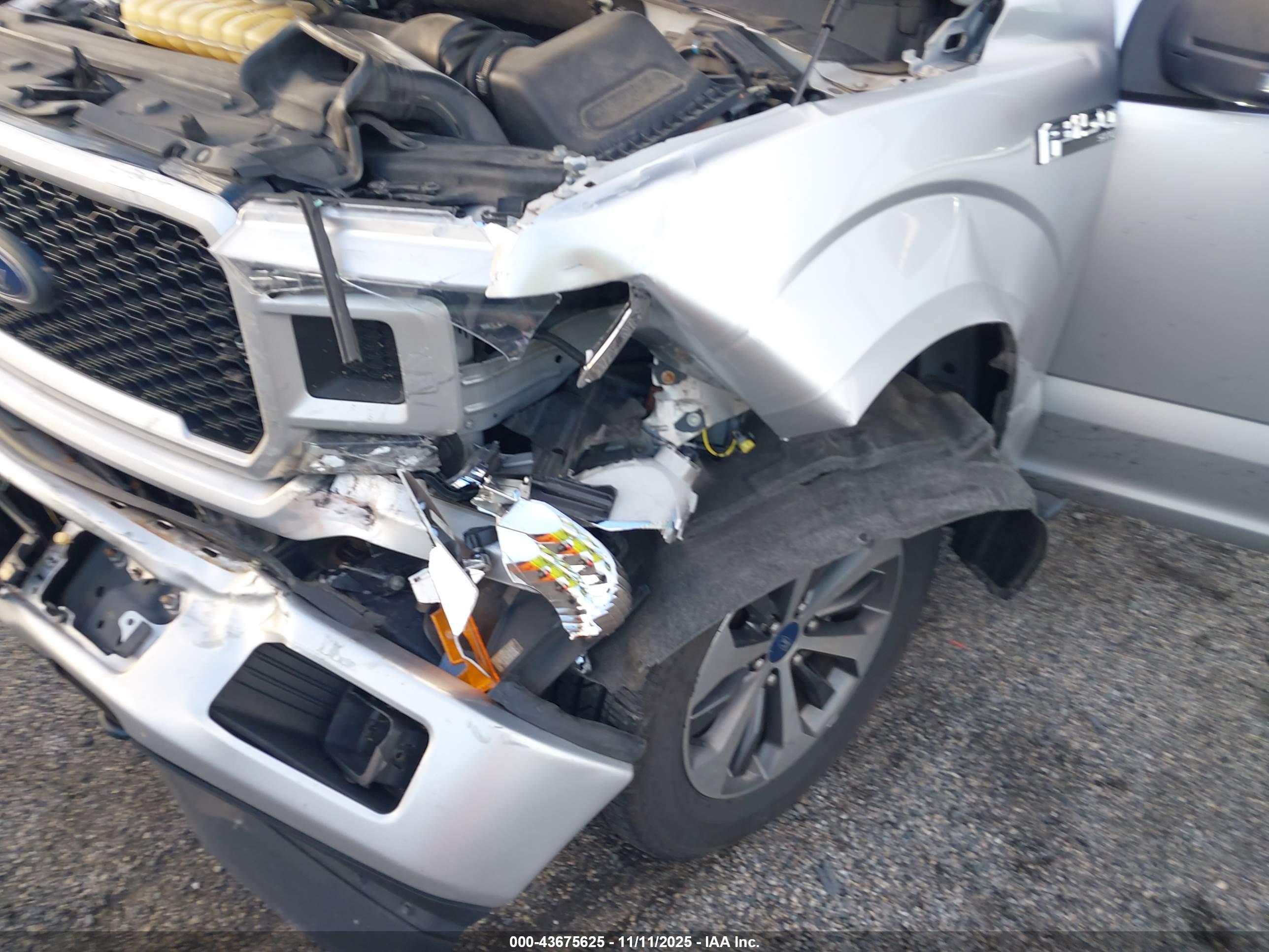 FORD F-150 image 6