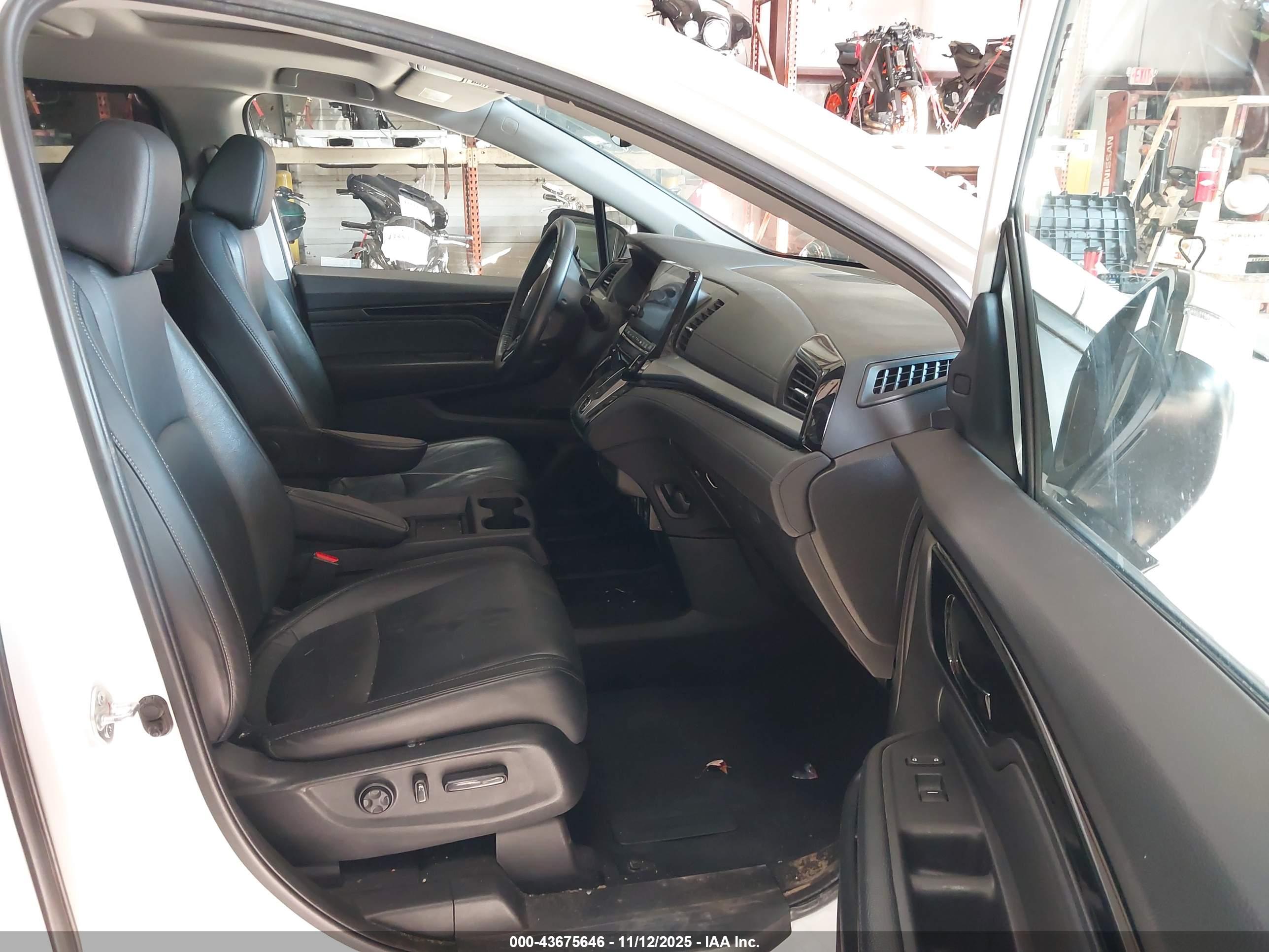 HONDA ODYSSEY image 5