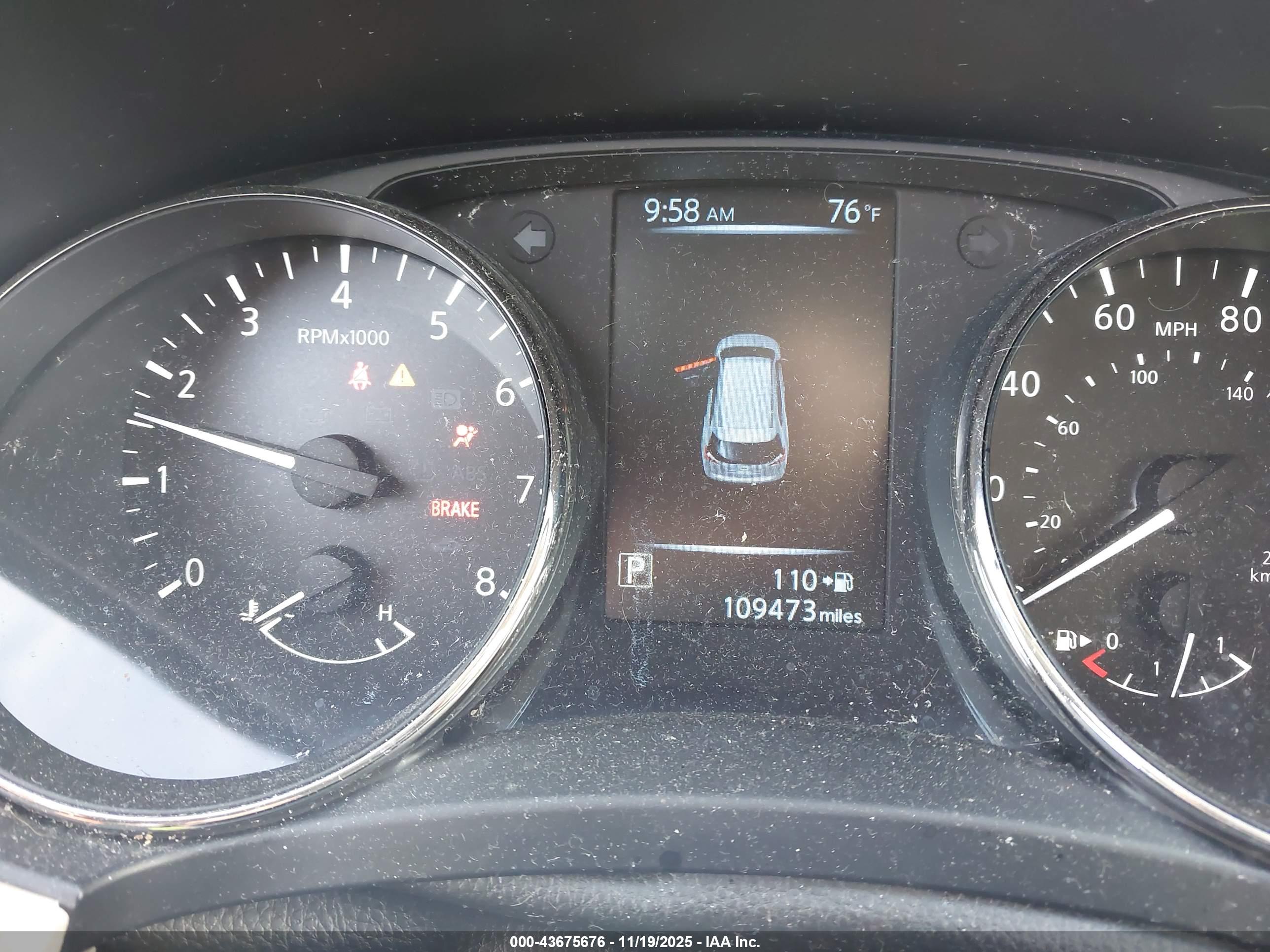 NISSAN ROGUE image 7