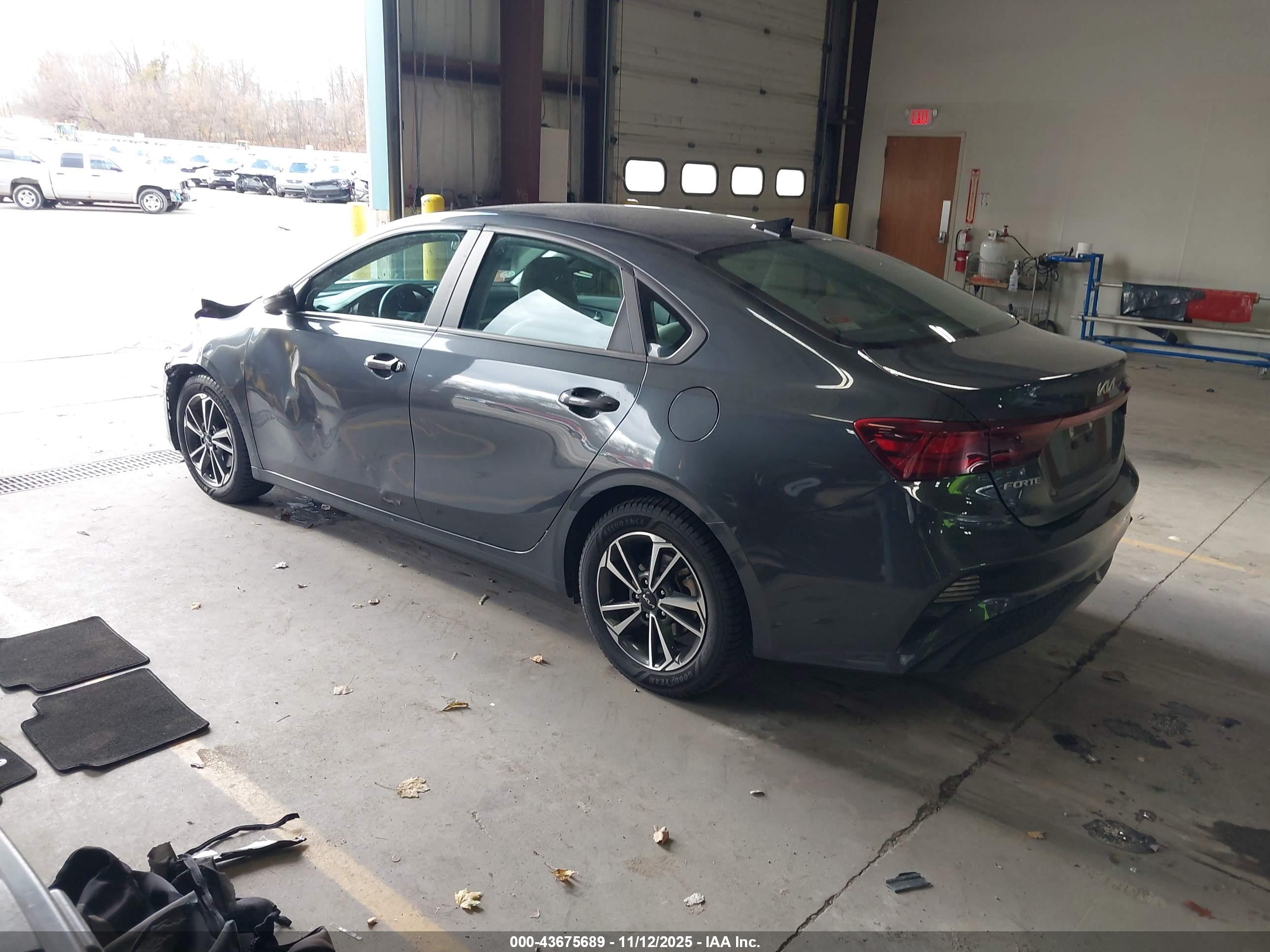 KIA FORTE image 3