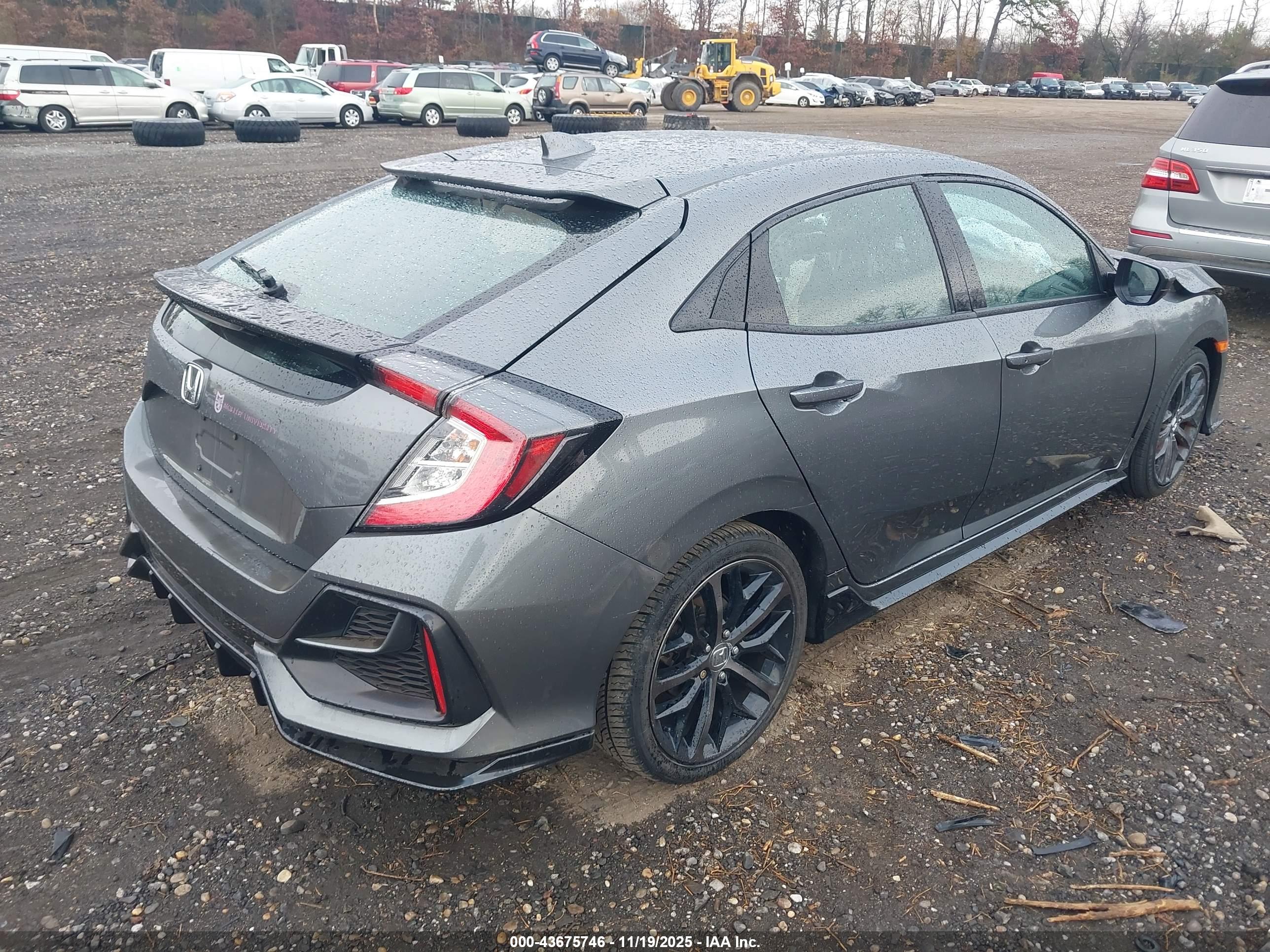 HONDA CIVIC image 4