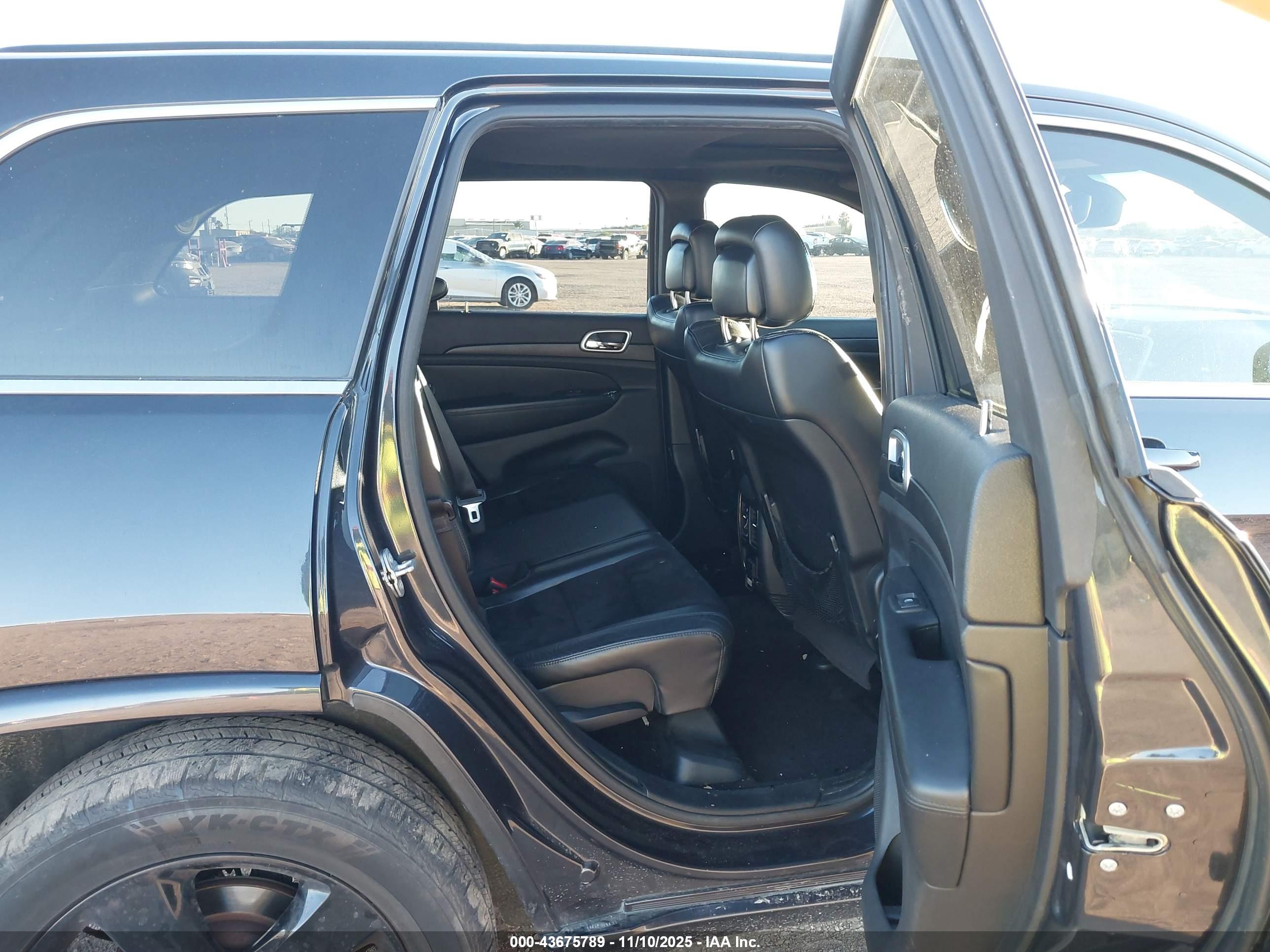 JEEP GRAND image 8