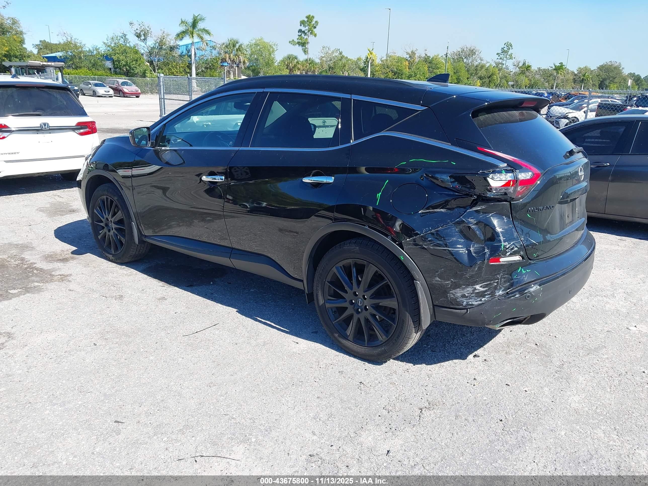 NISSAN MURANO image 3
