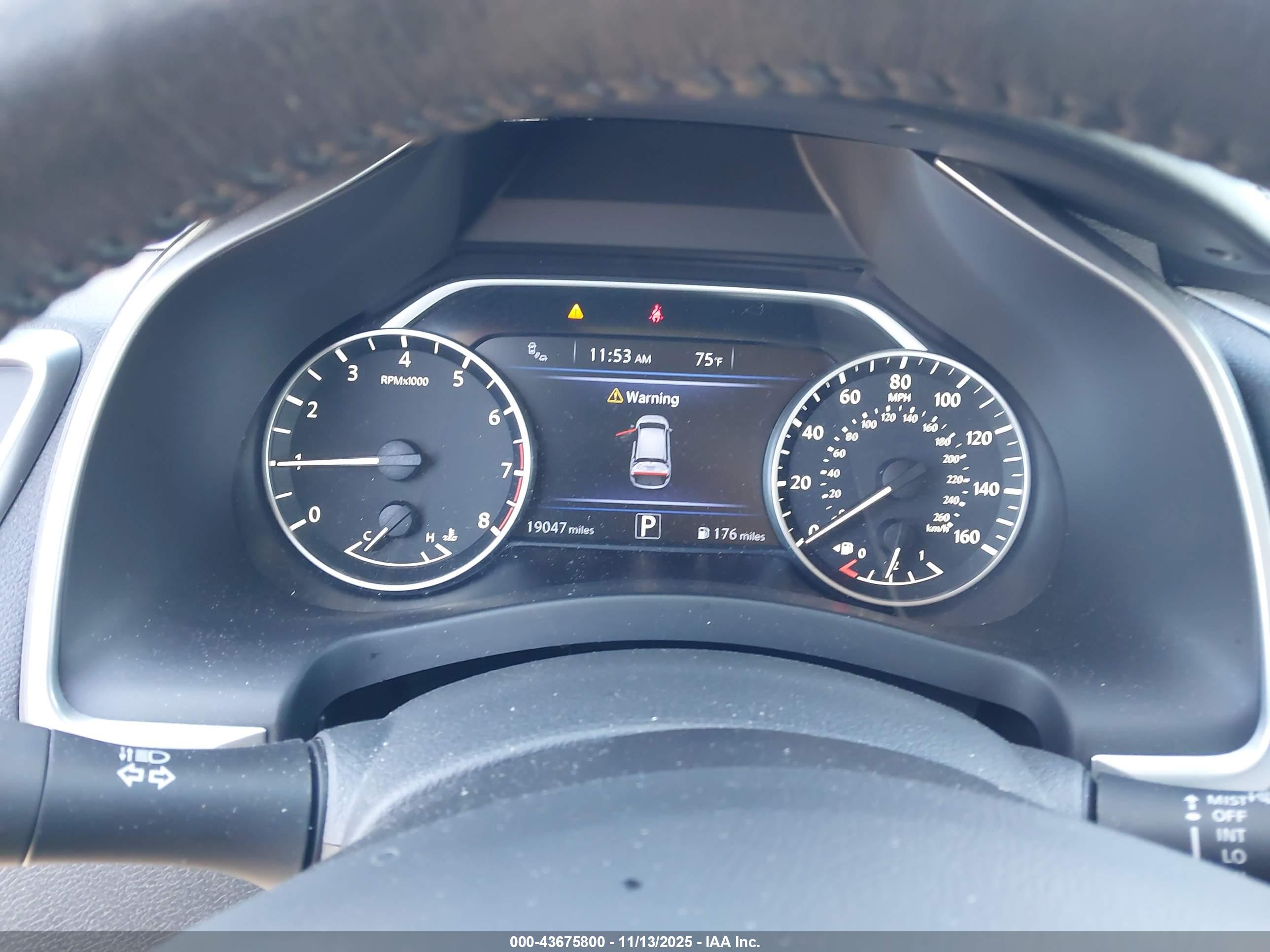 NISSAN MURANO image 7