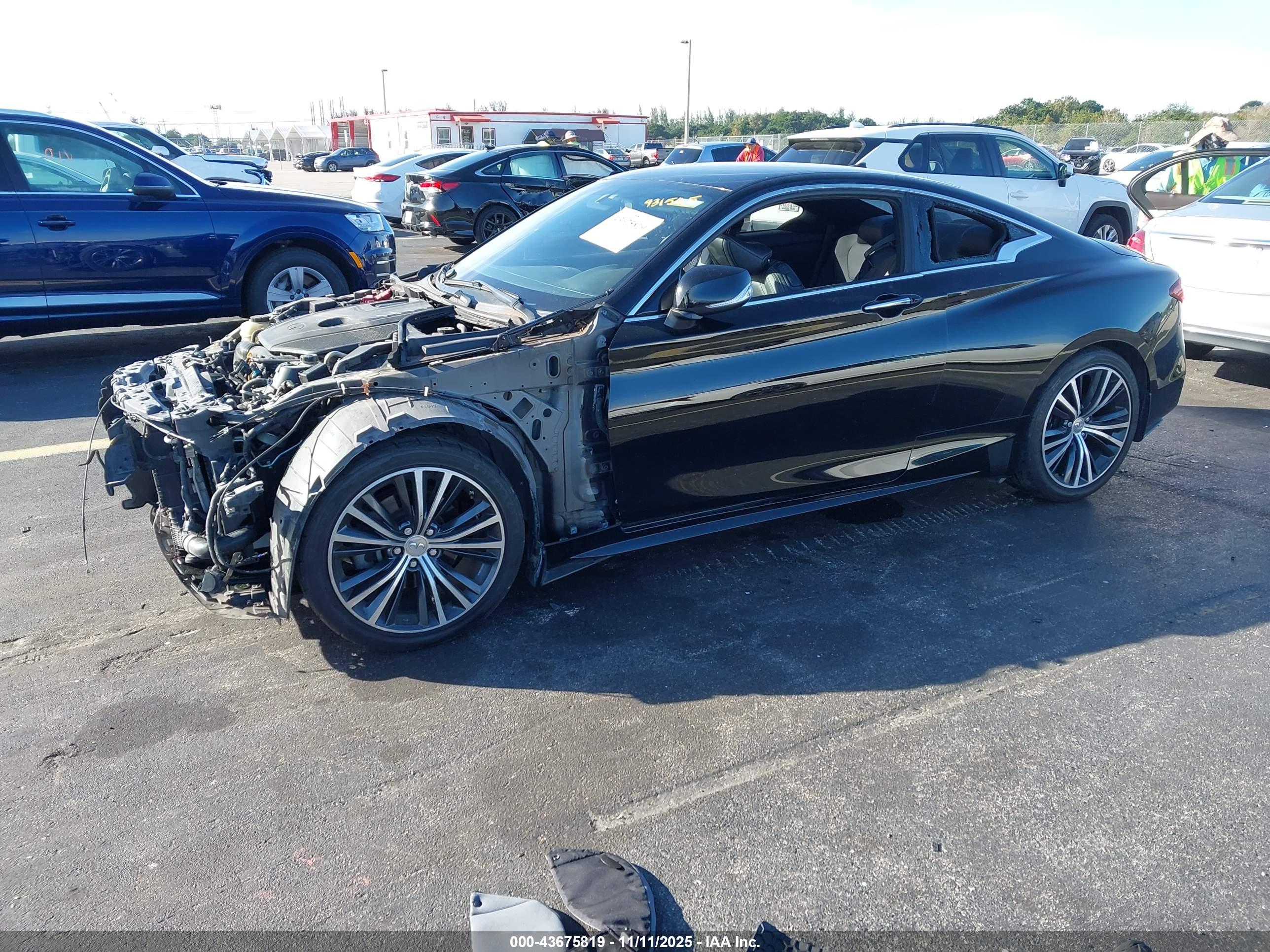 INFINITI Q60 image 2