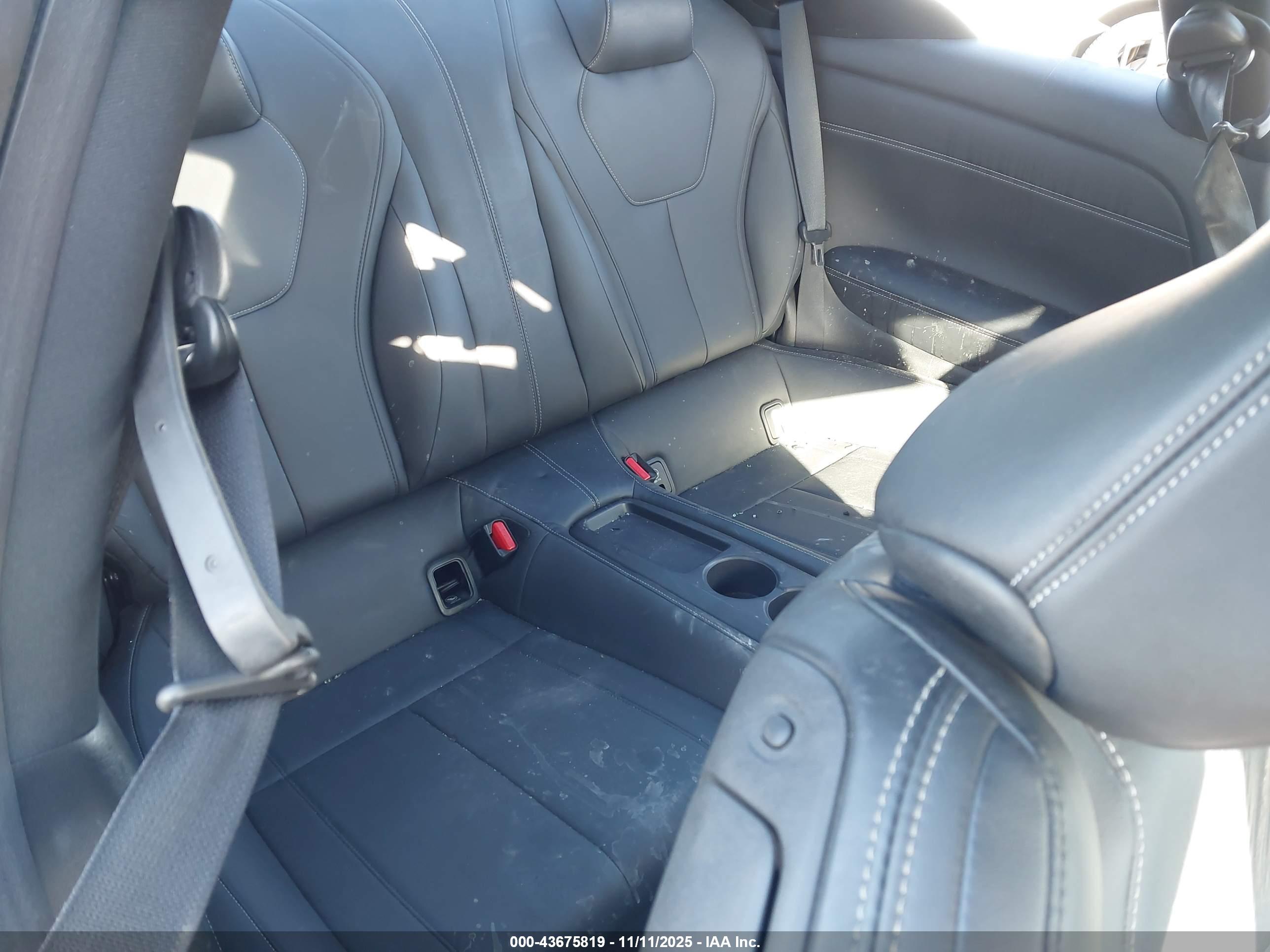 INFINITI Q60 image 8