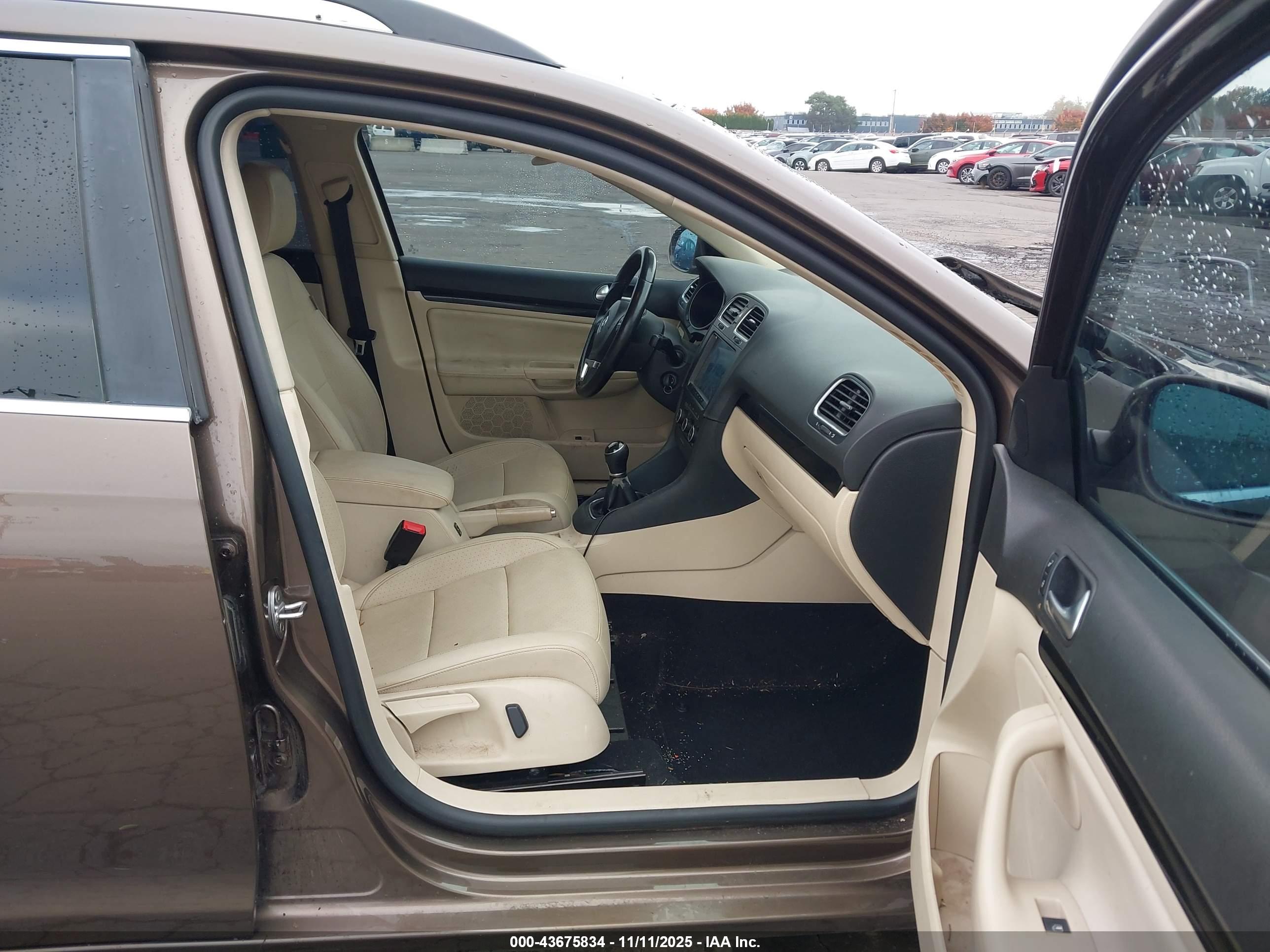 VOLKSWAGEN JETTA image 5