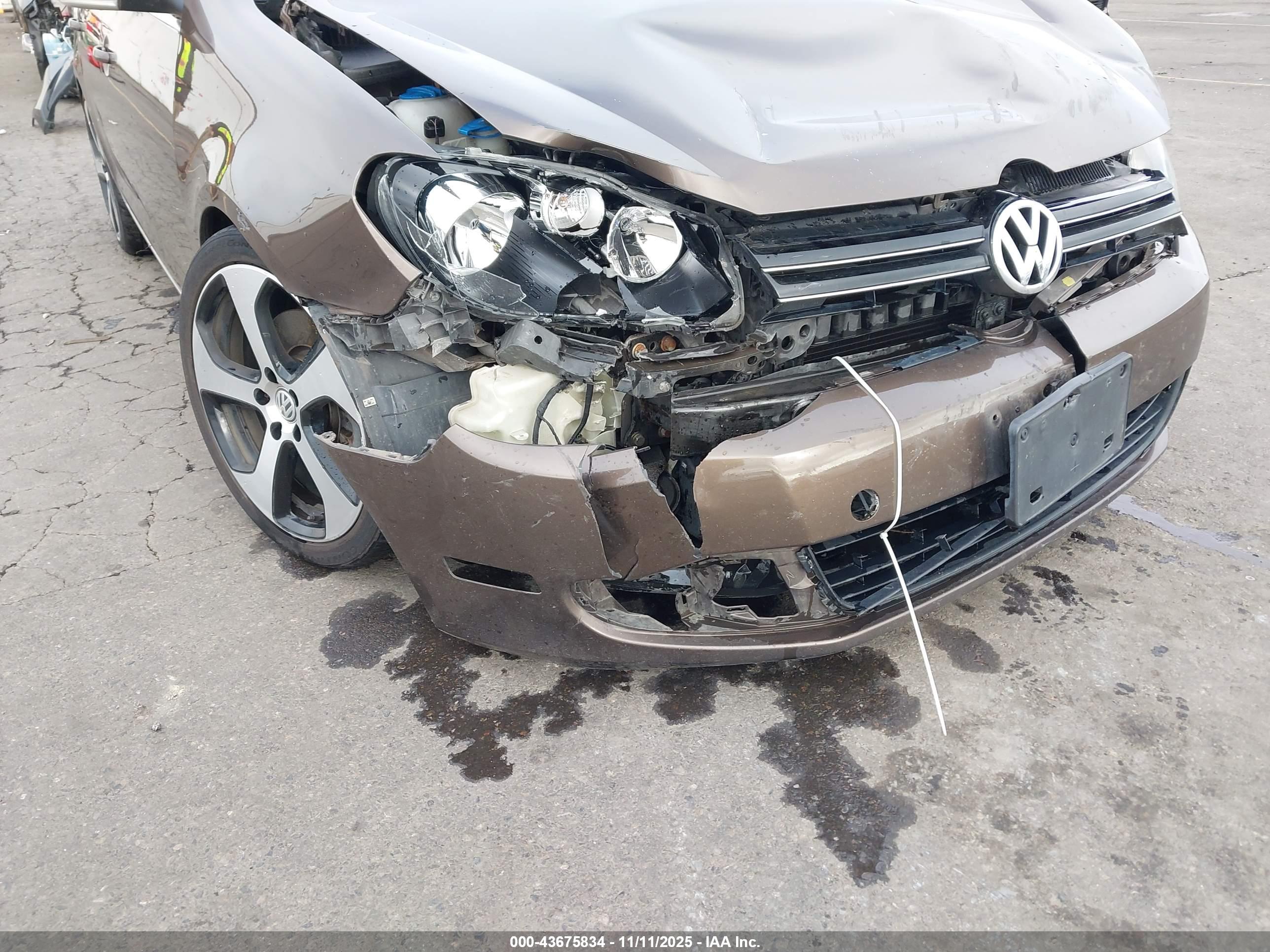 VOLKSWAGEN JETTA image 6