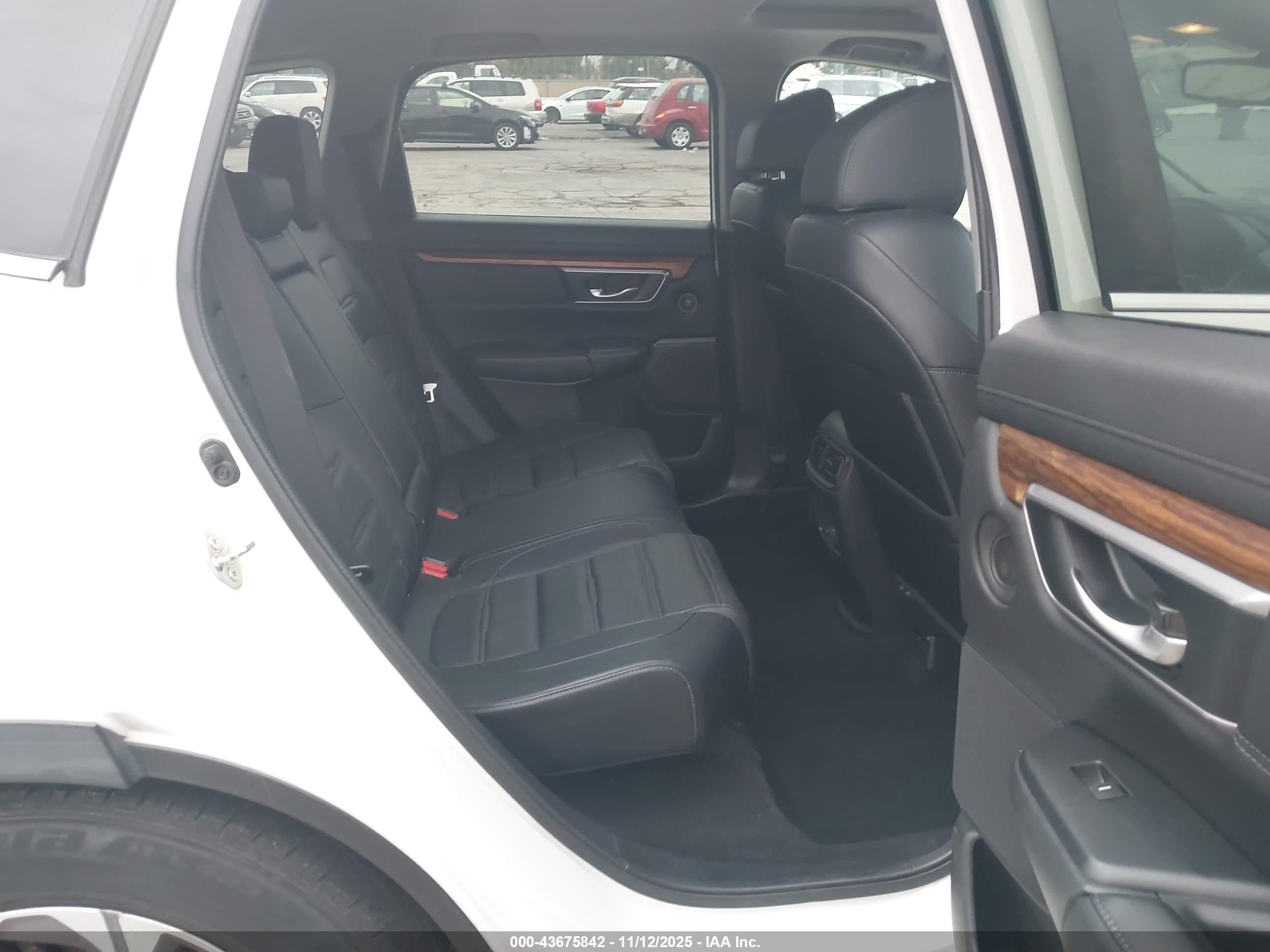 HONDA CR-V image 8